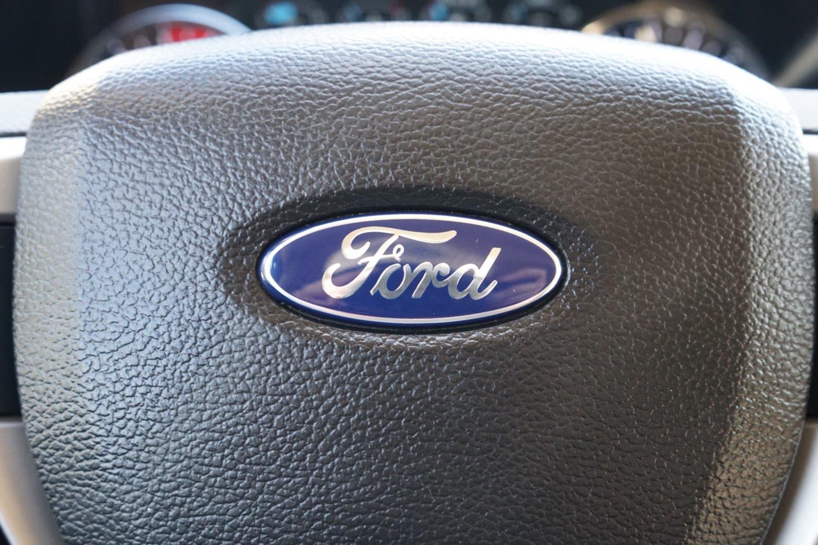 2017 Ford Super Duty F-250 Lariat