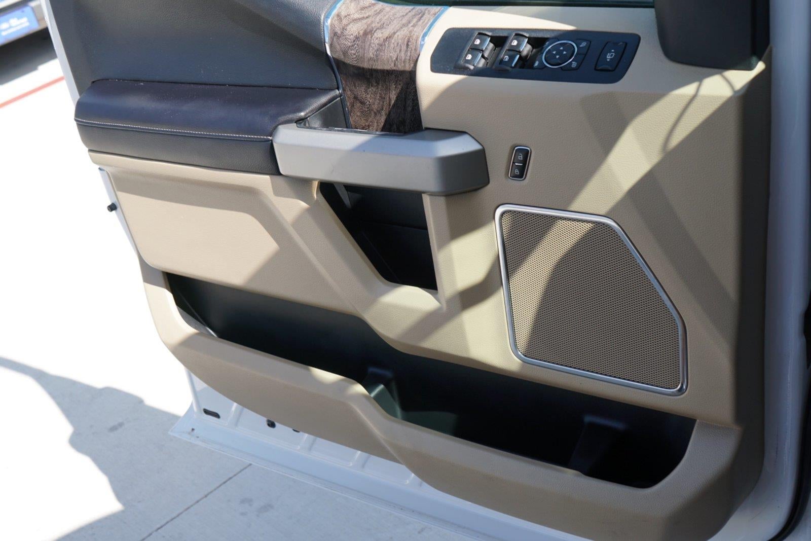 2017 Ford Super Duty F-250 Lariat