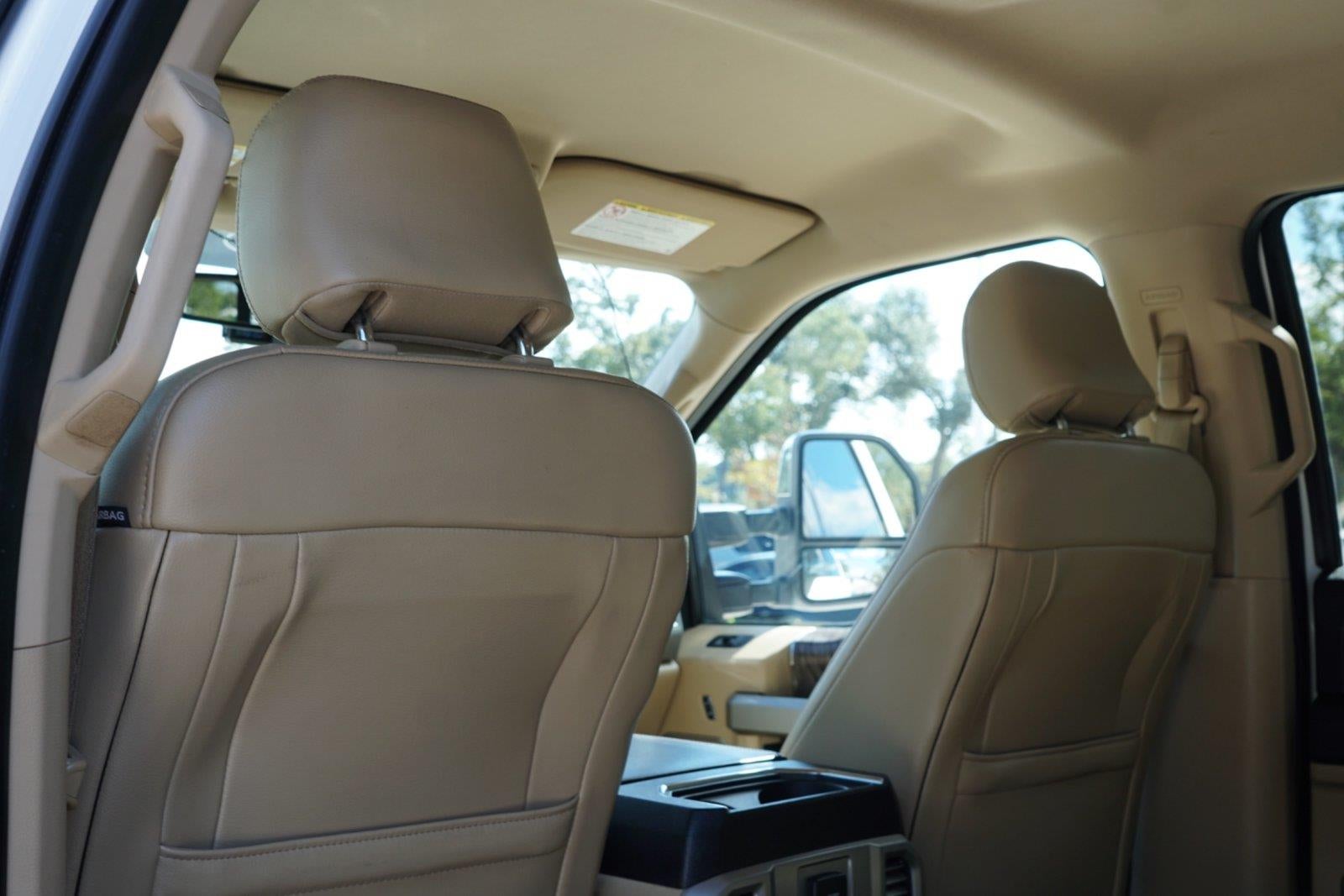 2017 Ford Super Duty F-250 Lariat