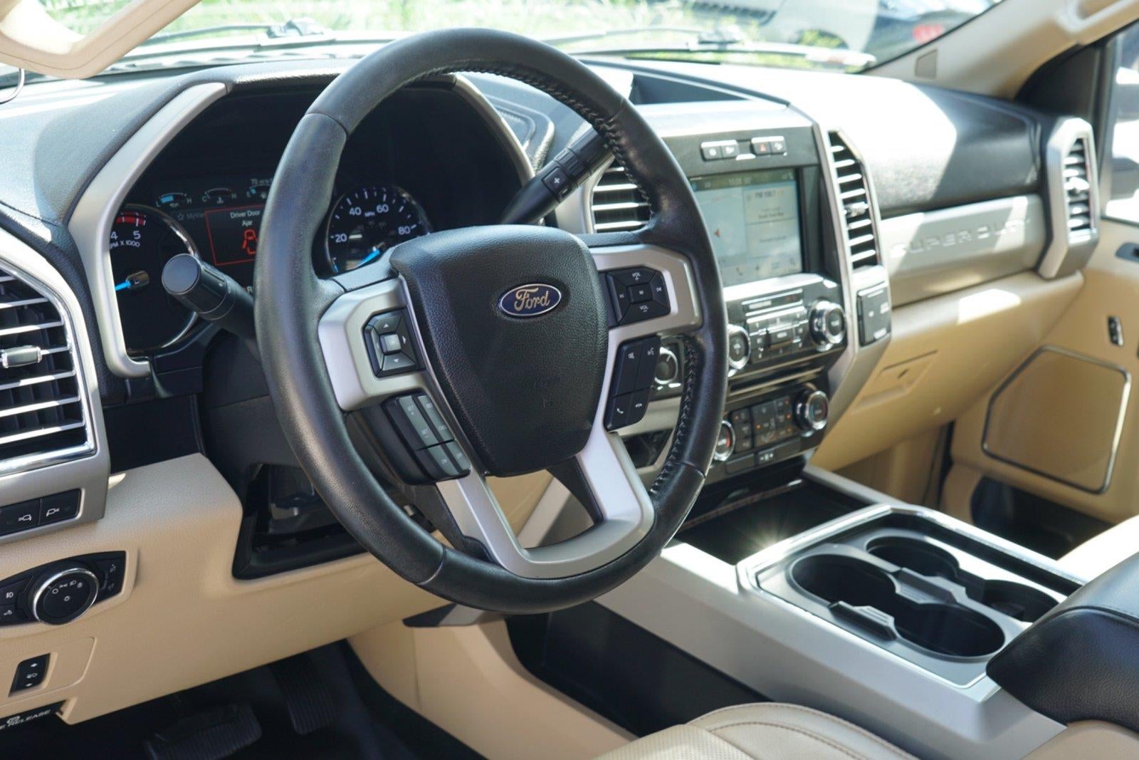 2017 Ford Super Duty F-250 Lariat