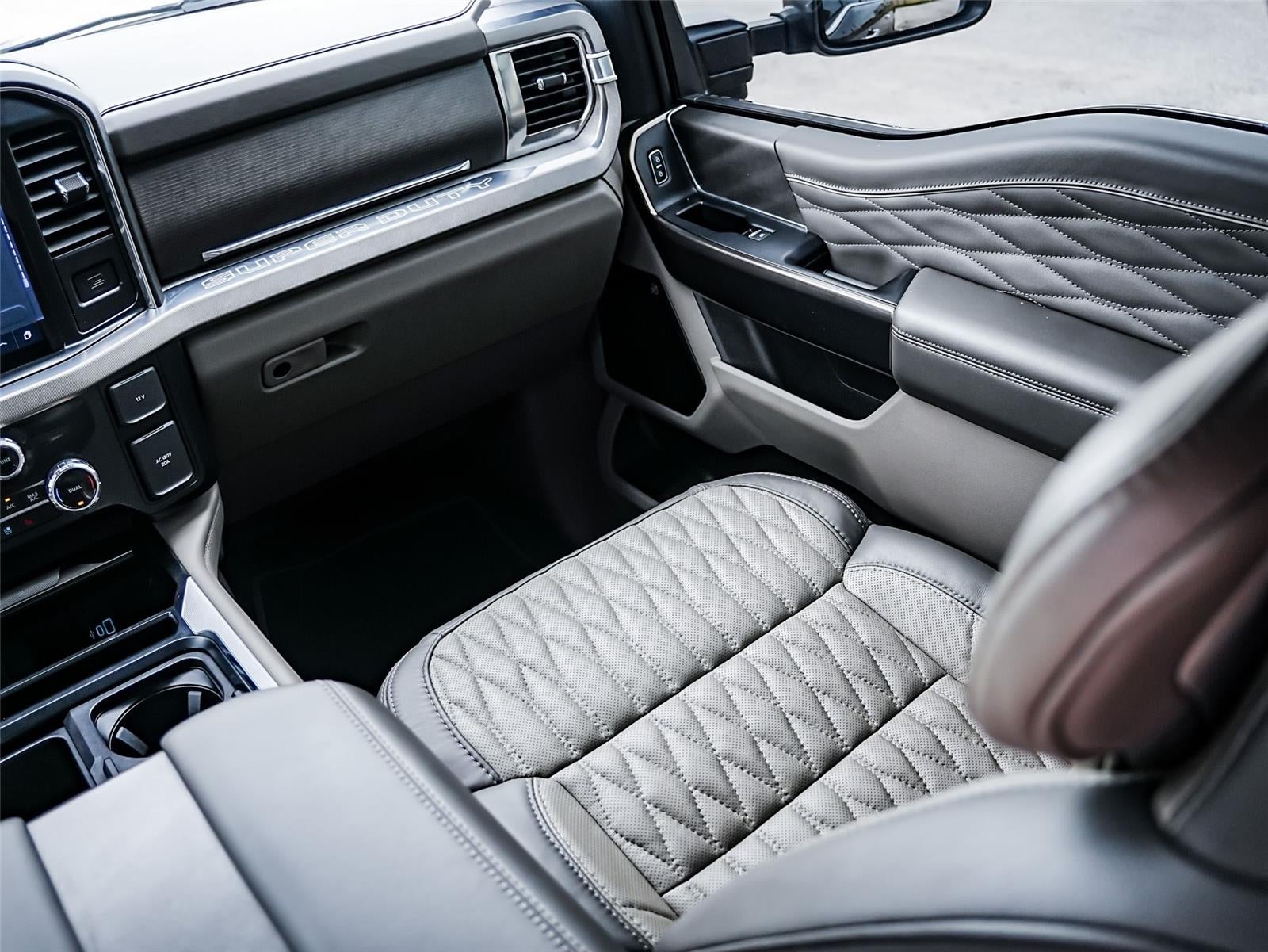 2025 Ford Super Duty F-250 Platinum