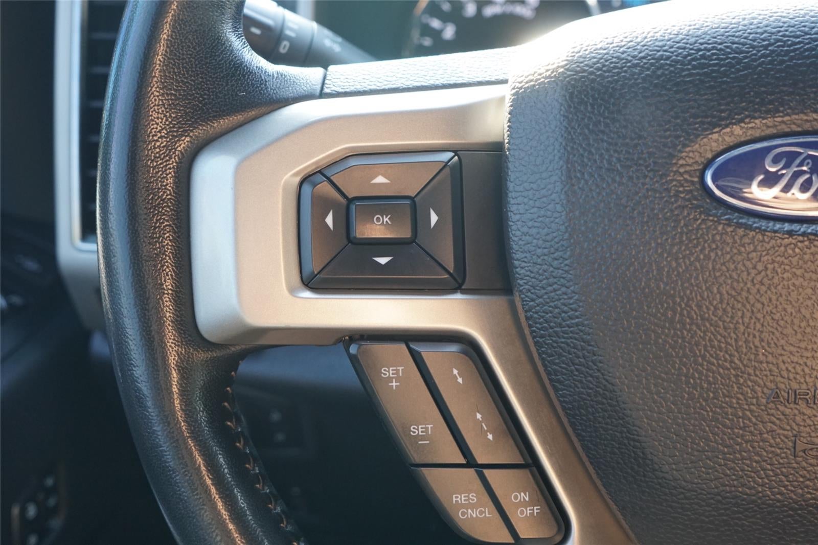2022 Ford Super Duty F-350 Lariat