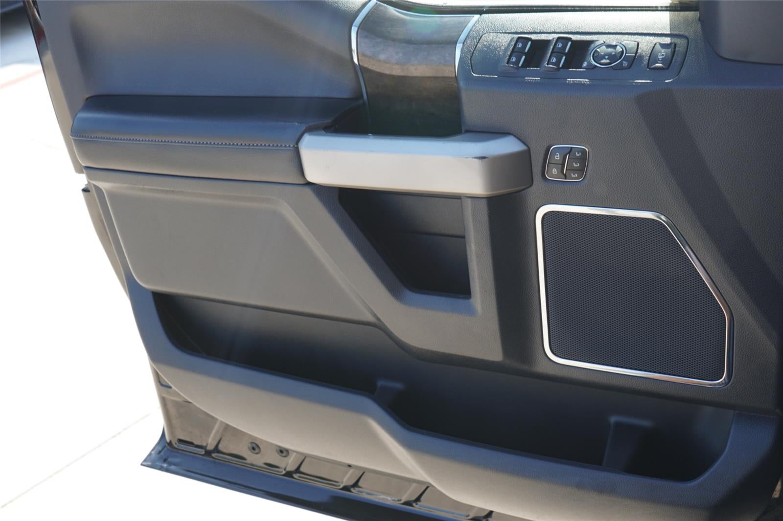 2022 Ford Super Duty F-350 Lariat