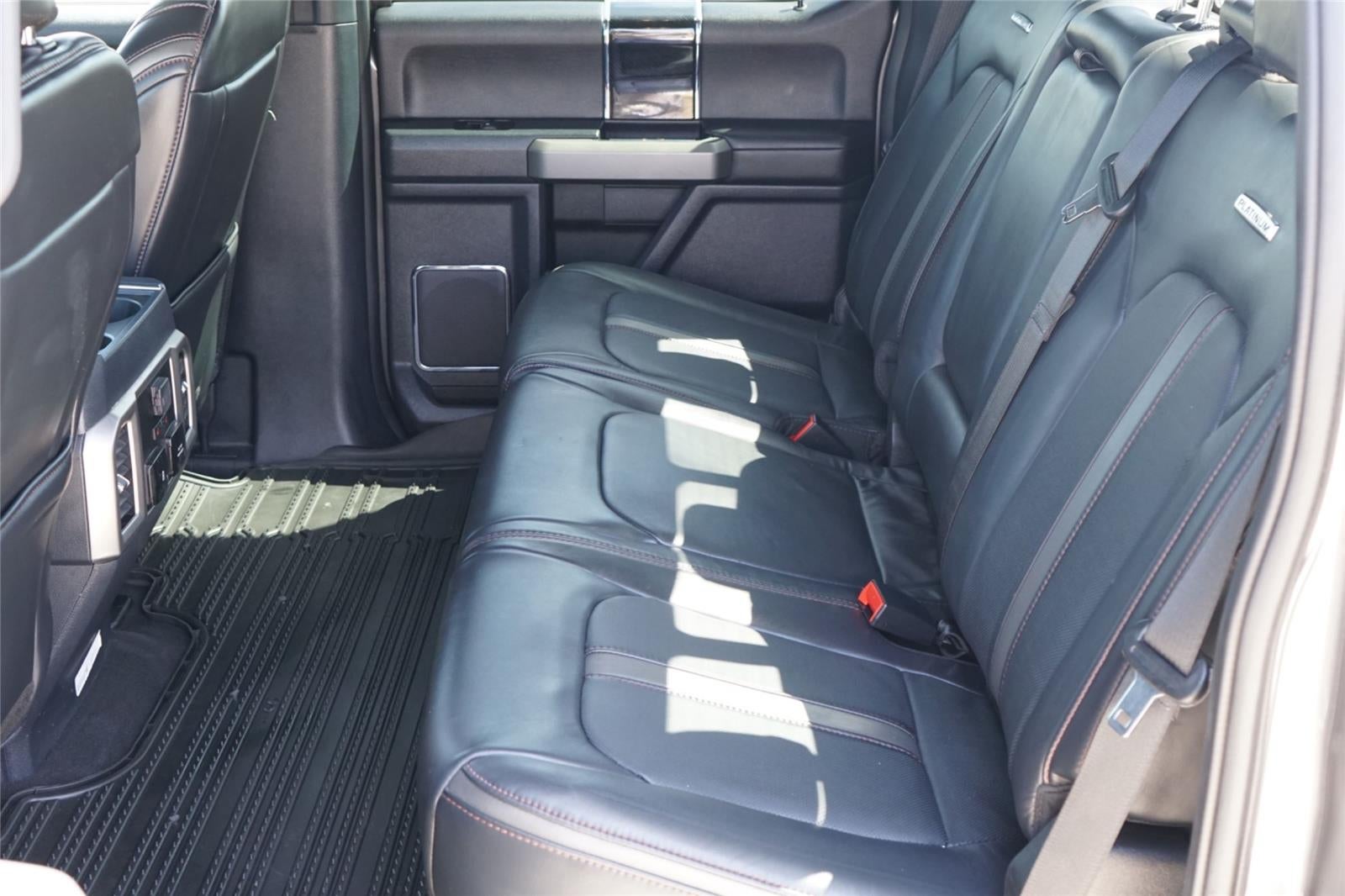 2022 Ford Super Duty F-350 Platinum