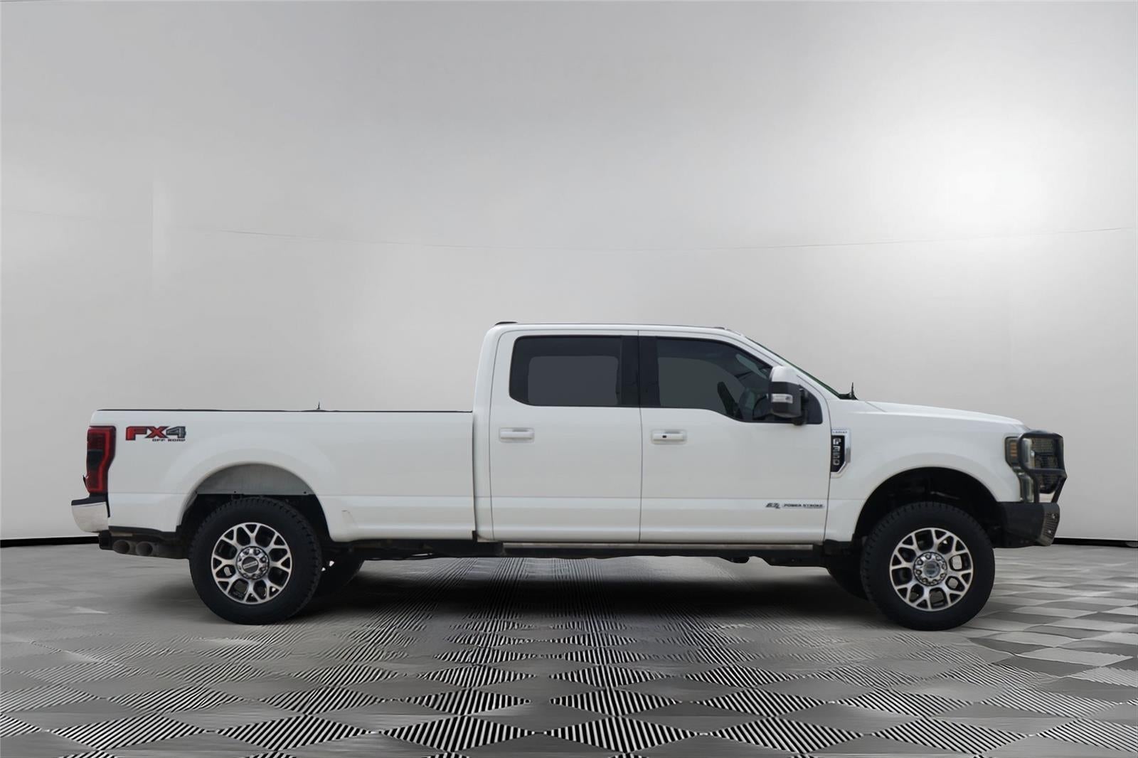 2022 Ford Super Duty F-350 Lariat