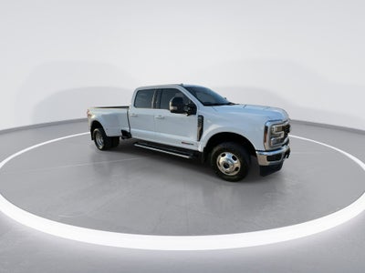 2024 Ford Super Duty F-350 Lariat