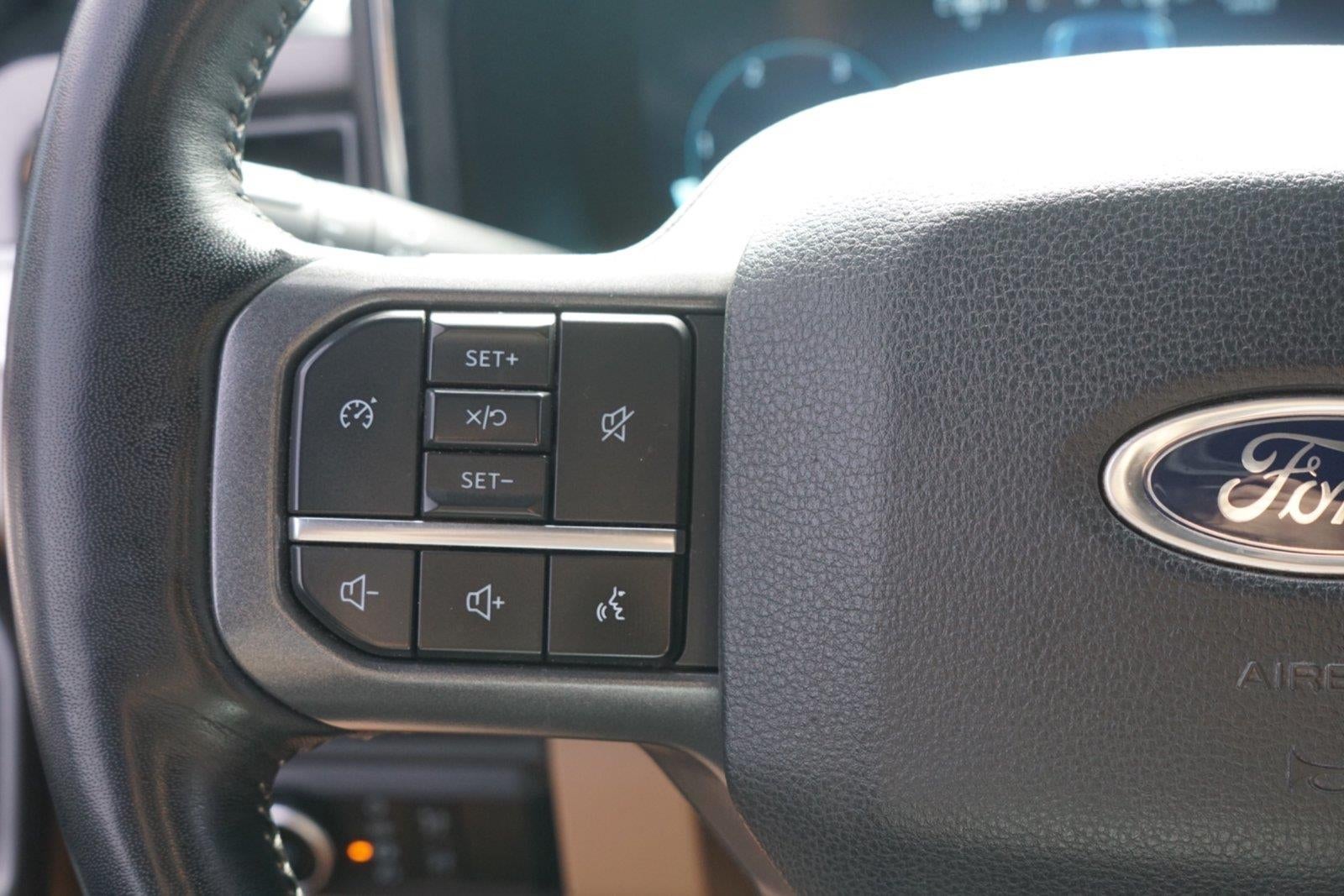 2023 Ford Super Duty F-350 Lariat