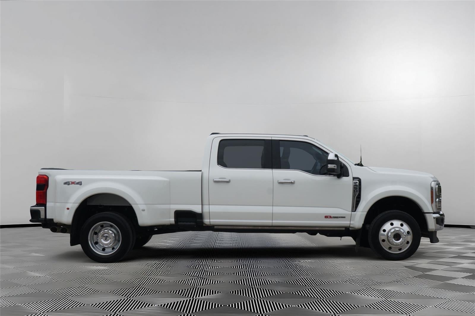 2023 Ford Super Duty F-450 Base