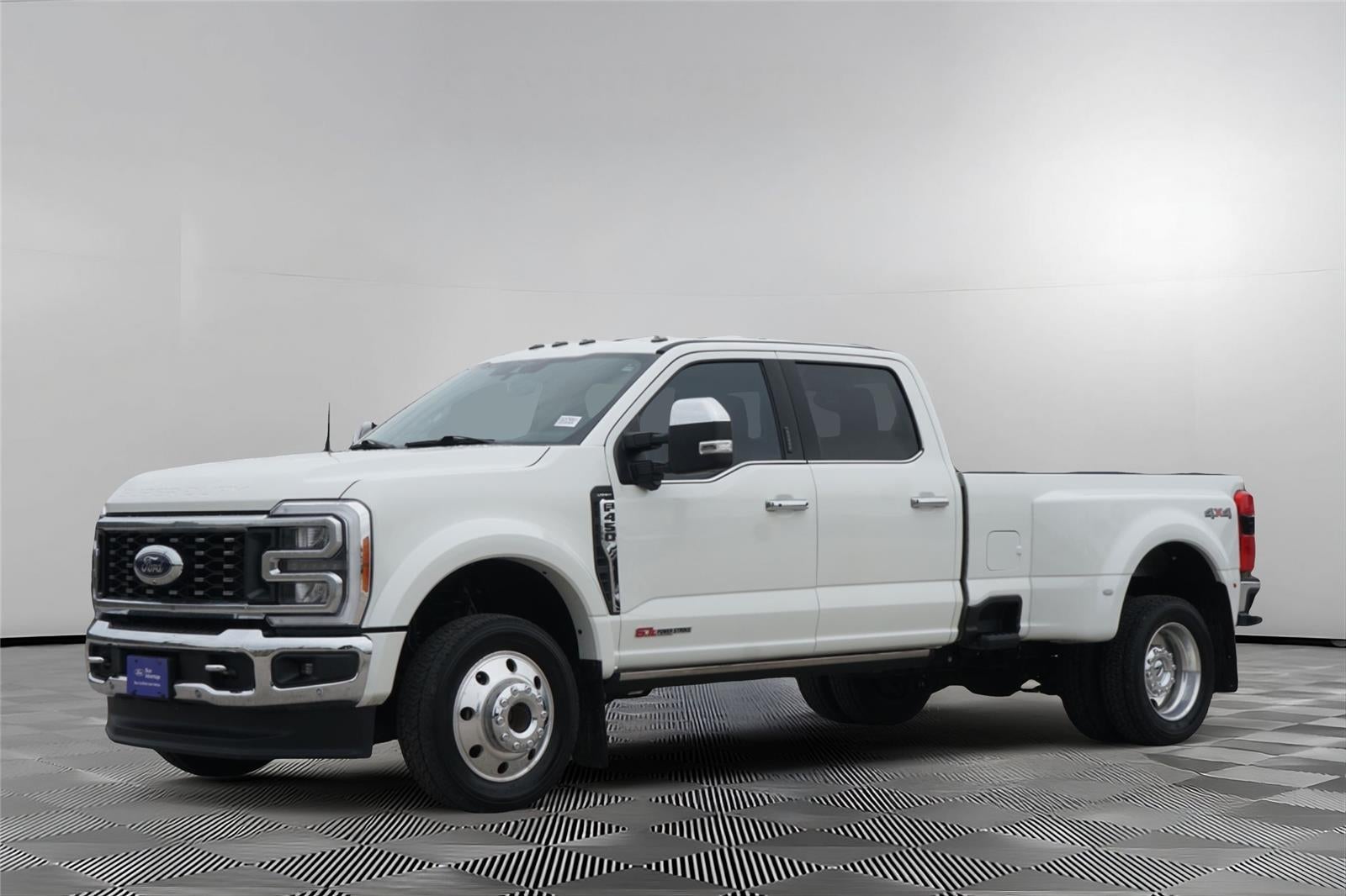 2023 Ford Super Duty F-450 Base