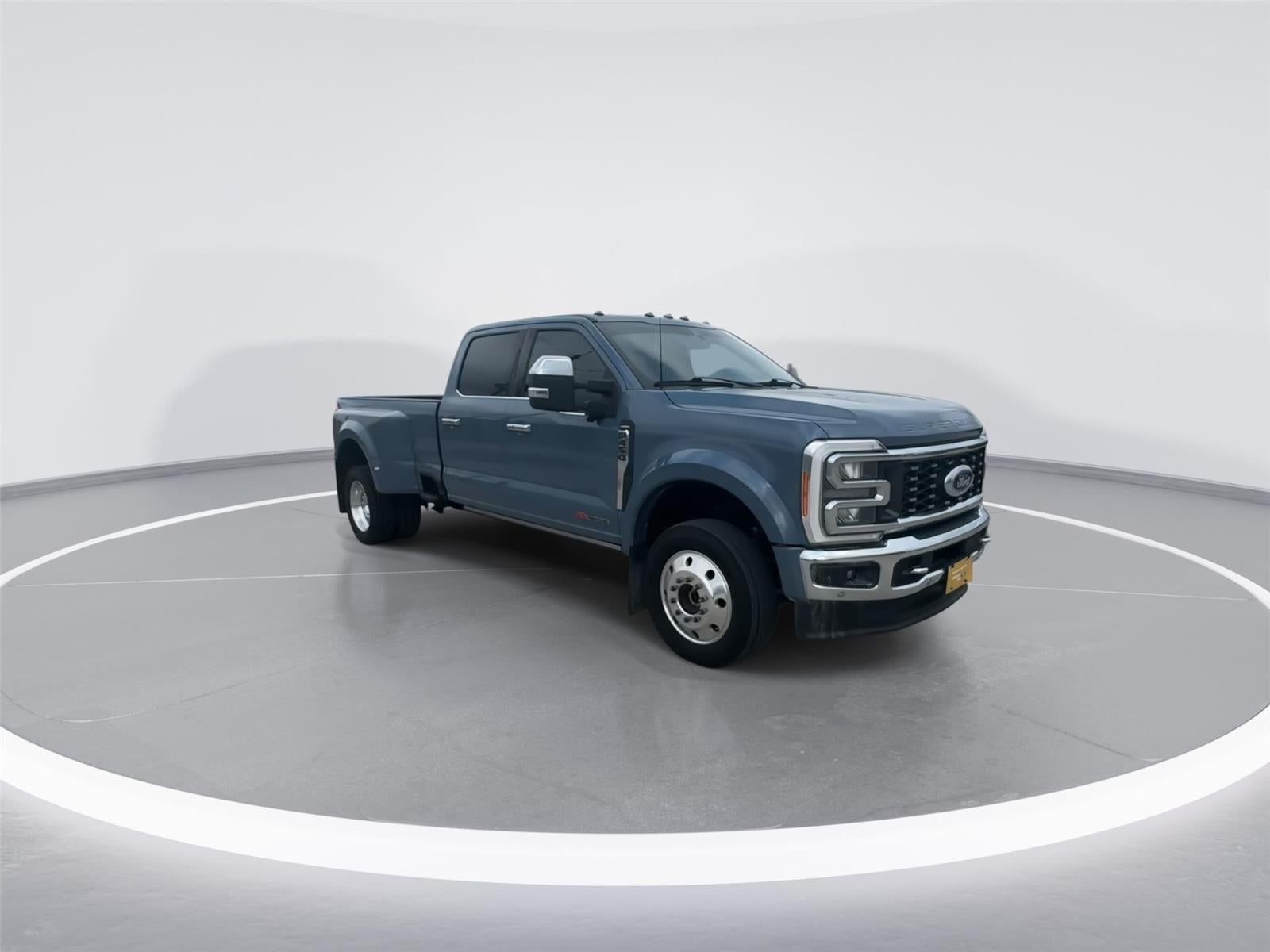 2023 Ford Super Duty F-450 Lariat