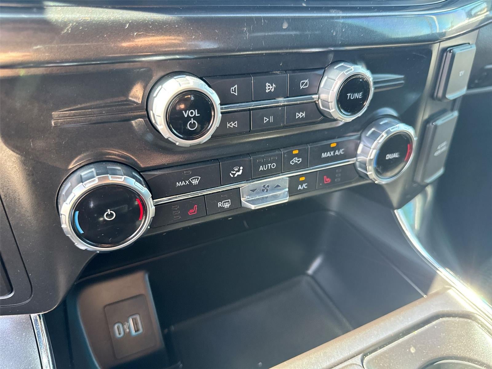 2022 Ford F-150 Base