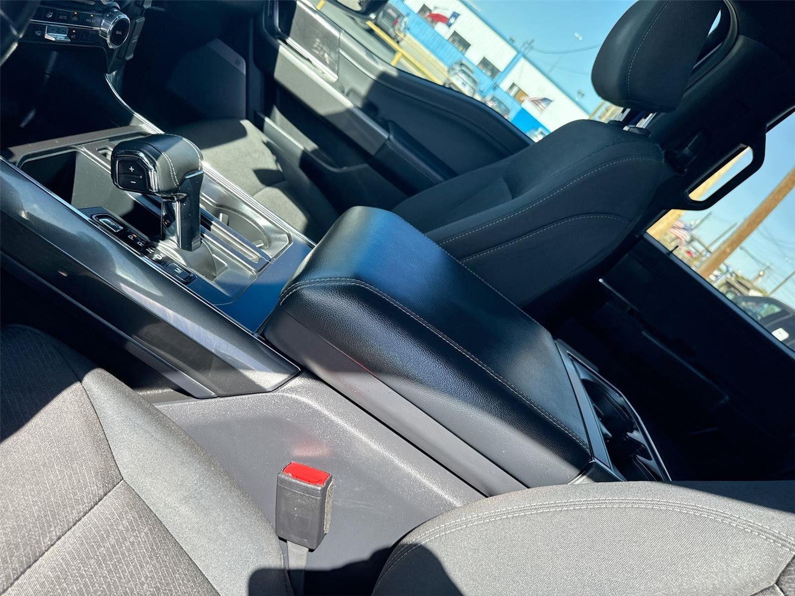 2022 Ford F-150 Base