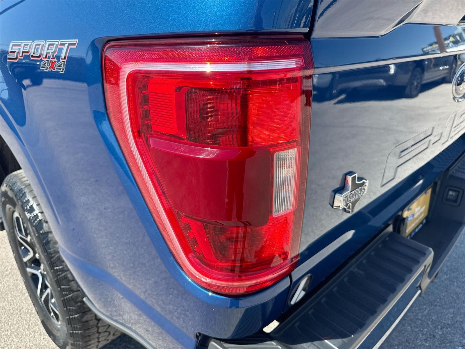 2022 Ford F-150 Base