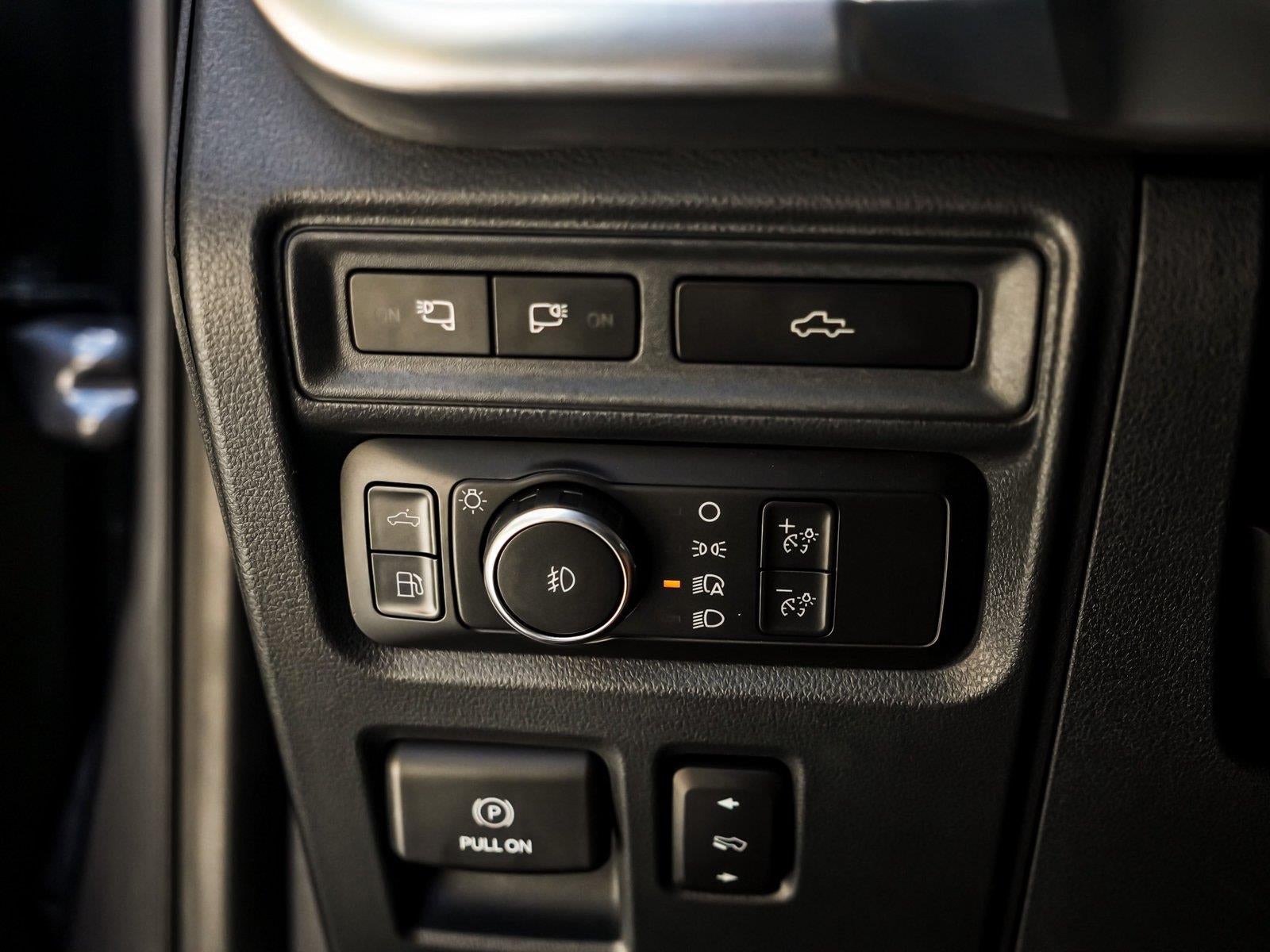 2021 Ford F-150 Base