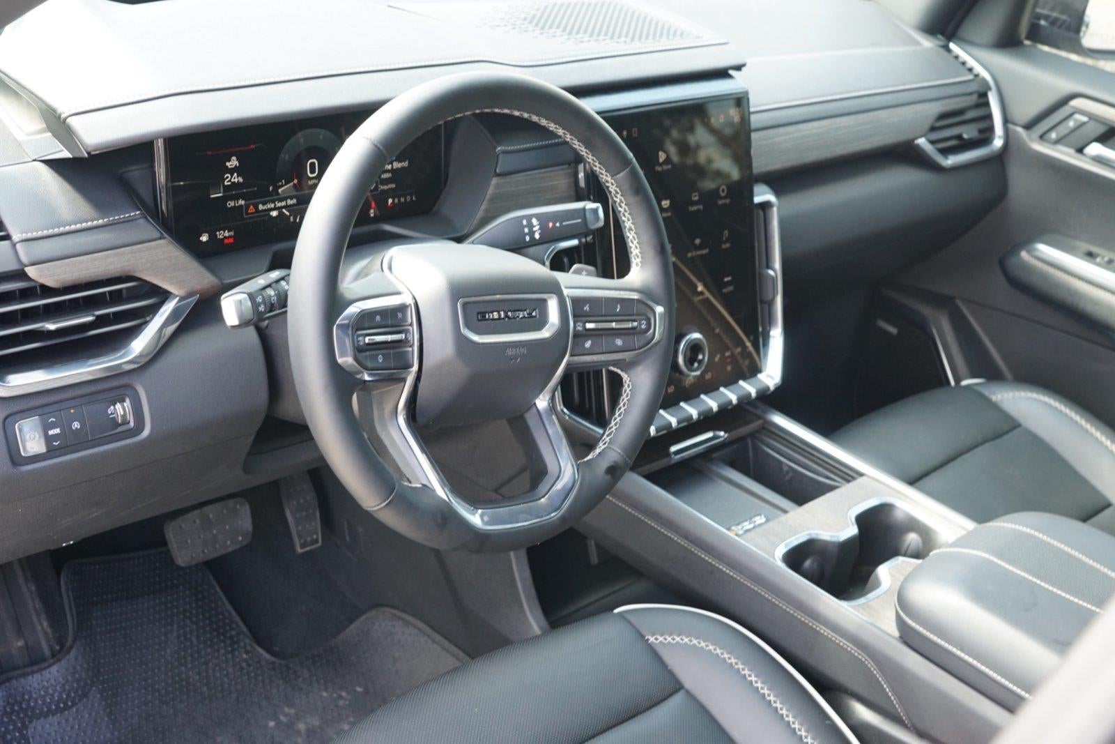2025 GMC Acadia FWD Denali
