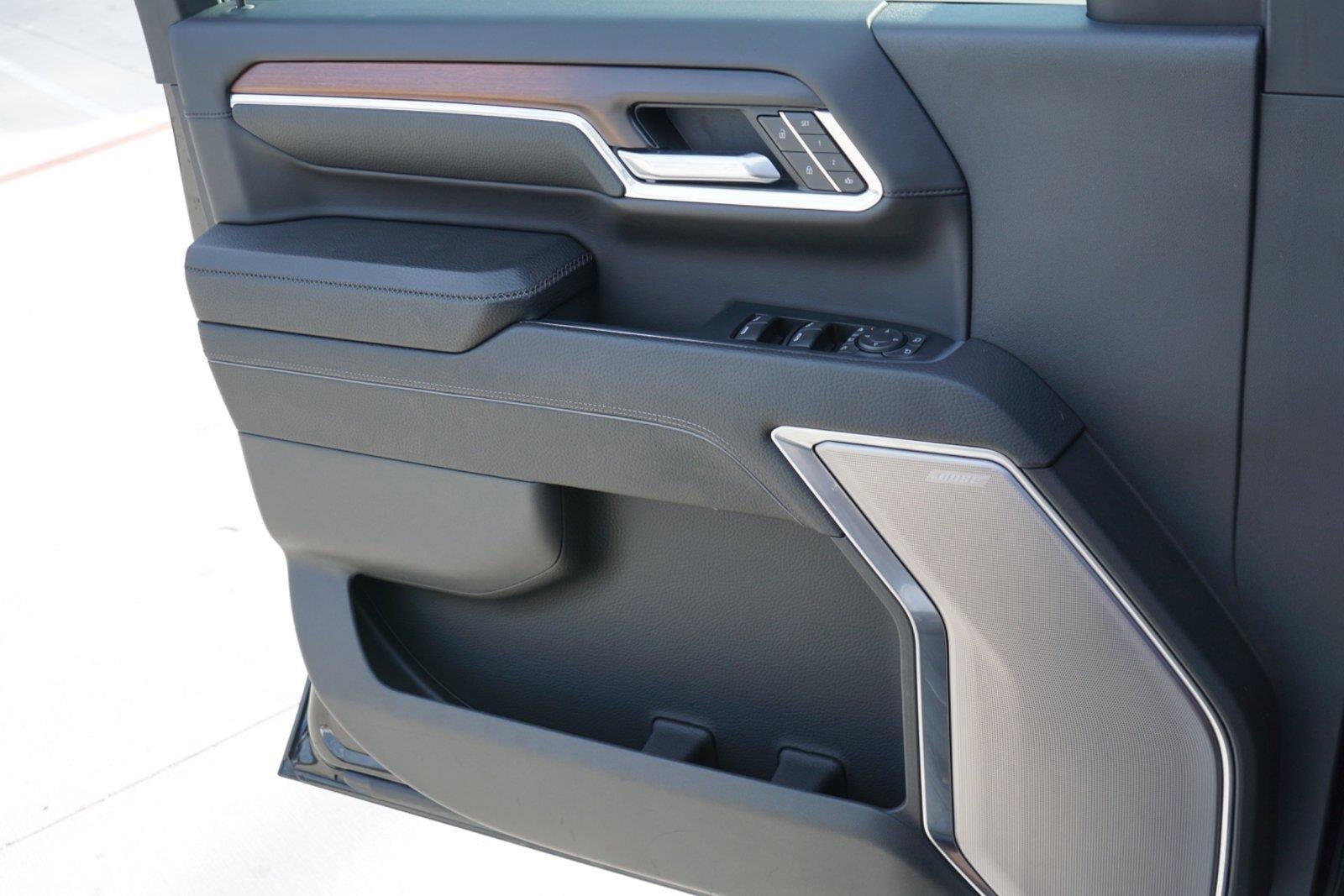 2024 GMC Sierra 3500HD Denali