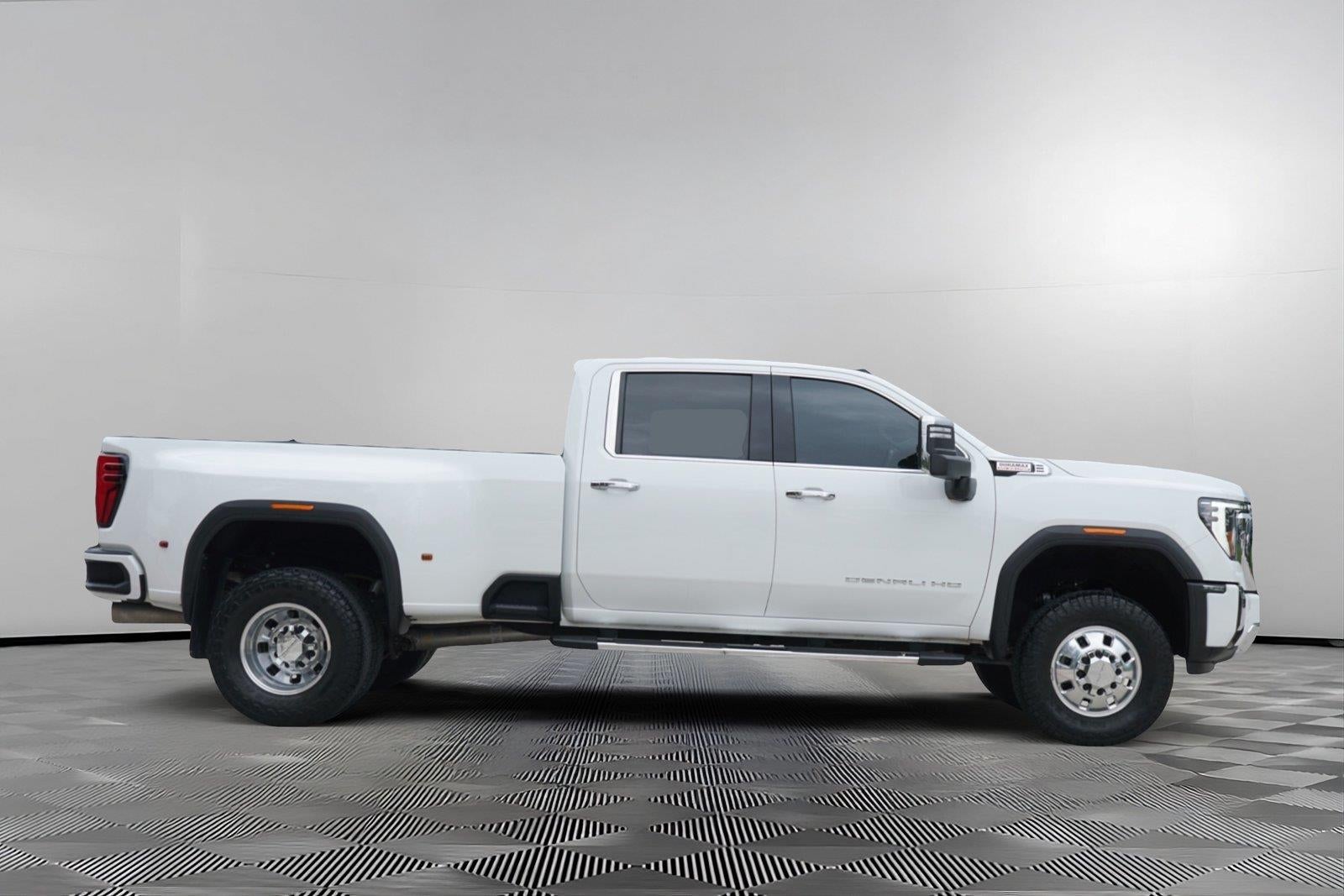 2024 GMC Sierra 3500HD Denali