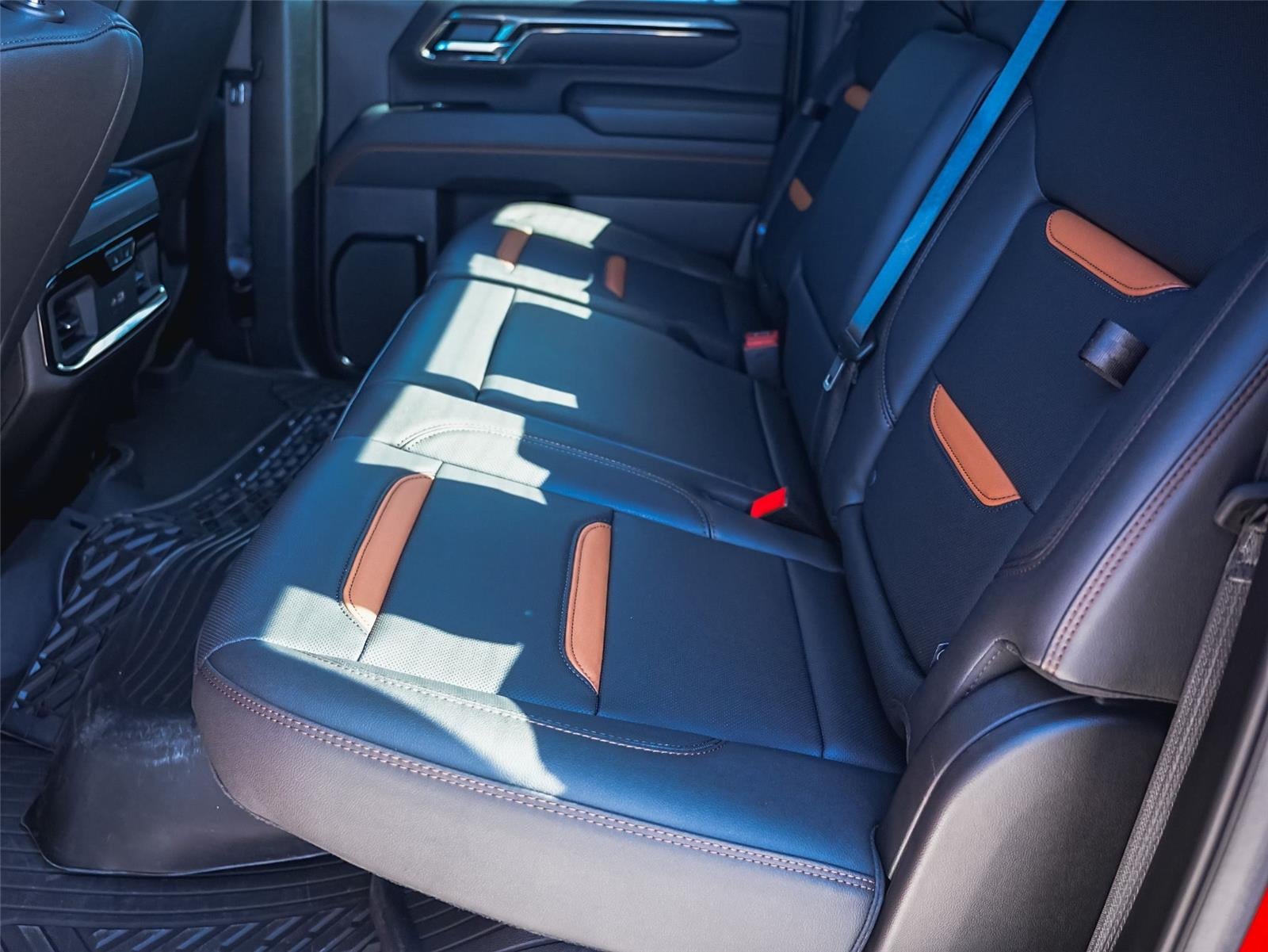 2025 GMC Sierra 2500HD AT4