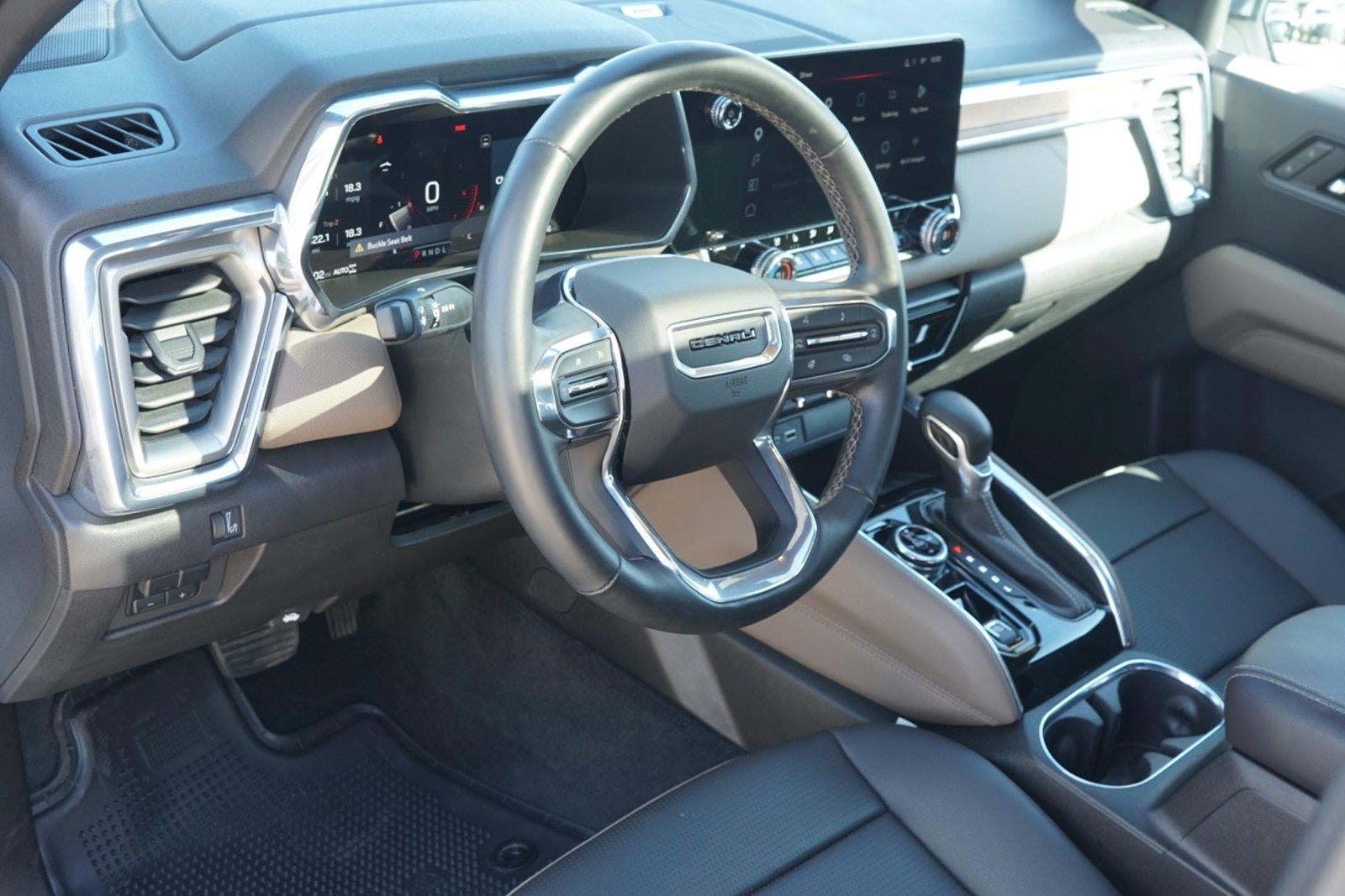 2023 GMC Canyon 4WD Denali