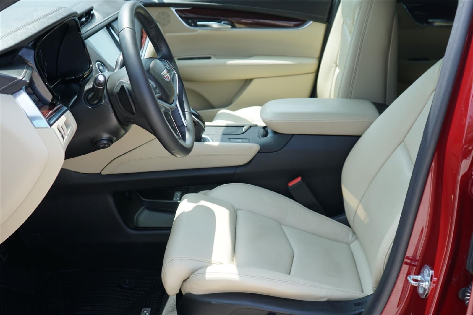 2017 Cadillac XT5 Luxury FWD