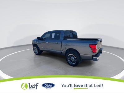 2017 Nissan Titan SV