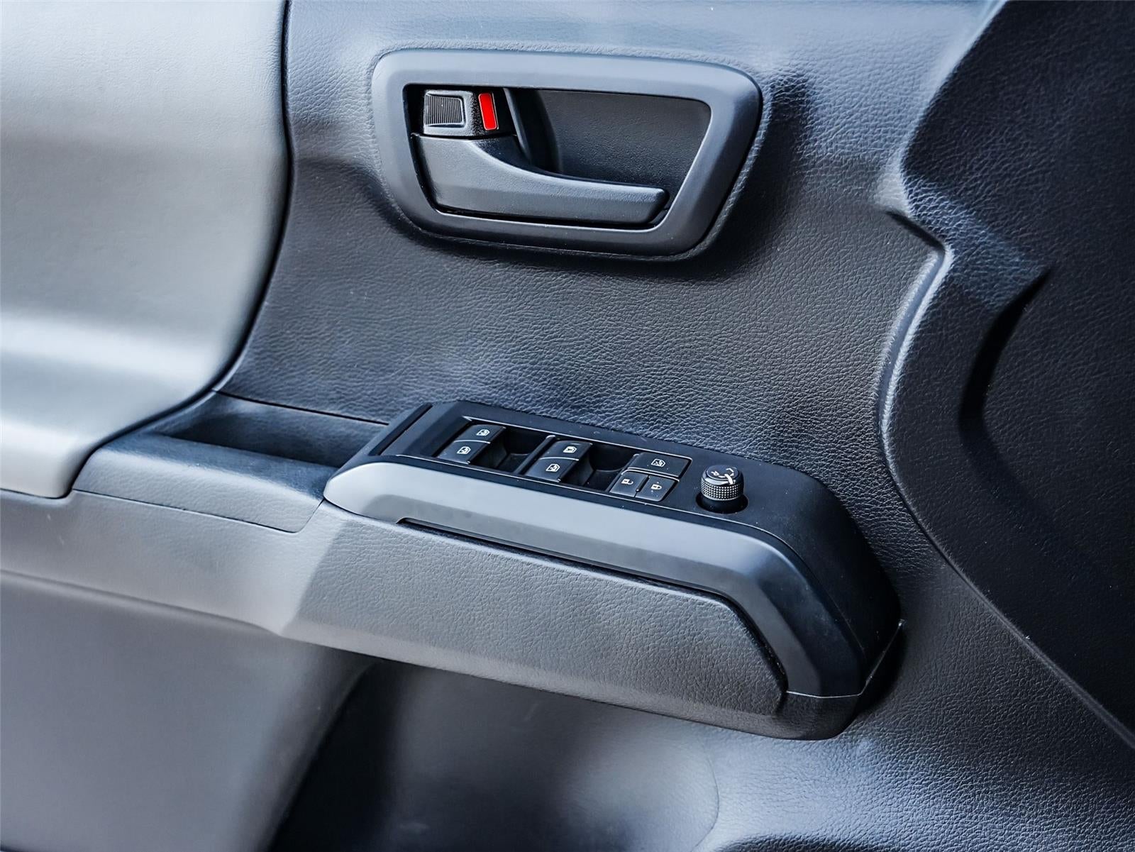 2020 Toyota Tacoma SR V6