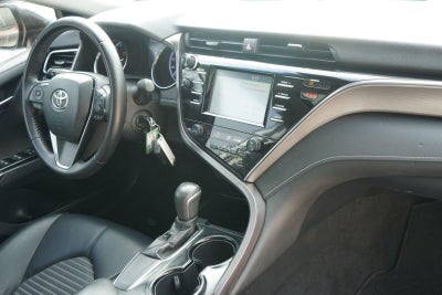 2018 Toyota Camry SE