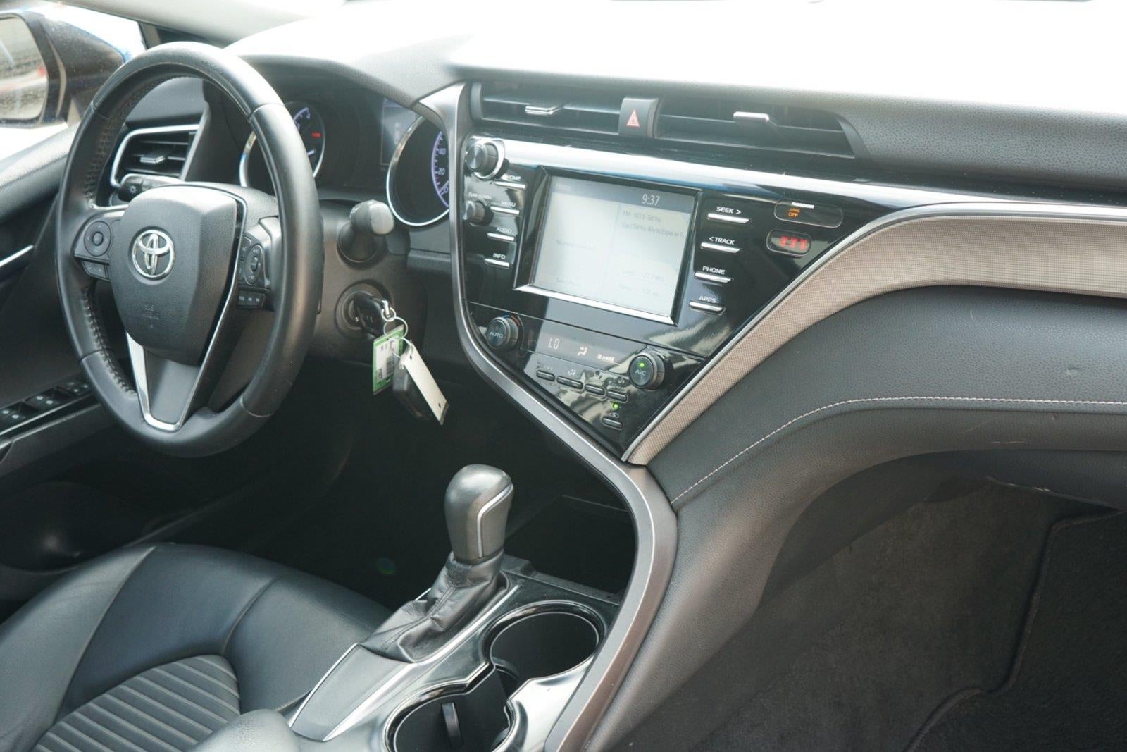 2018 Toyota Camry SE