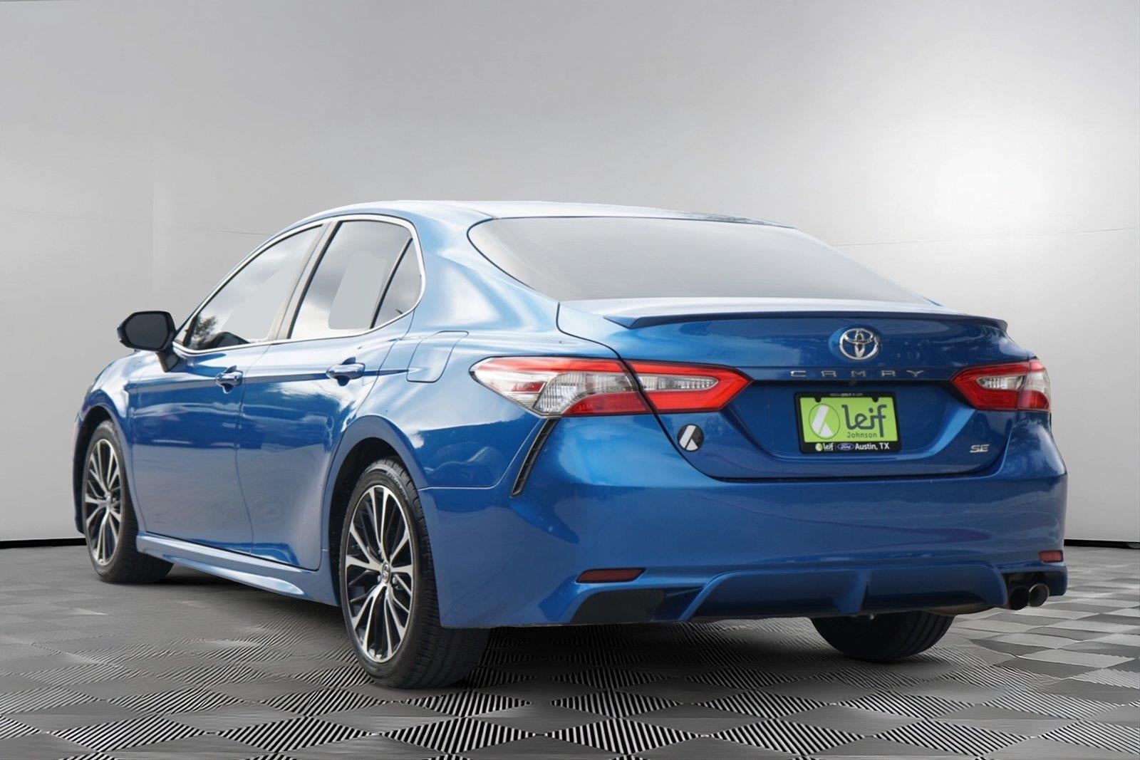 2018 Toyota Camry SE