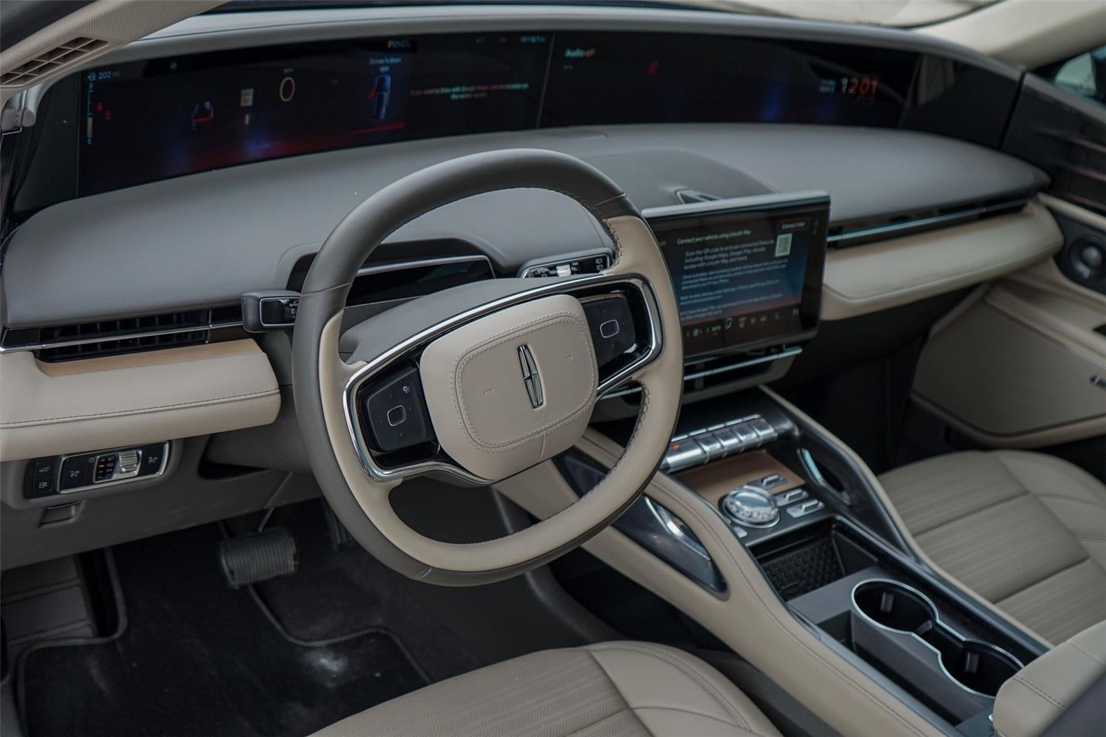 2025 Lincoln Nautilus Reserve