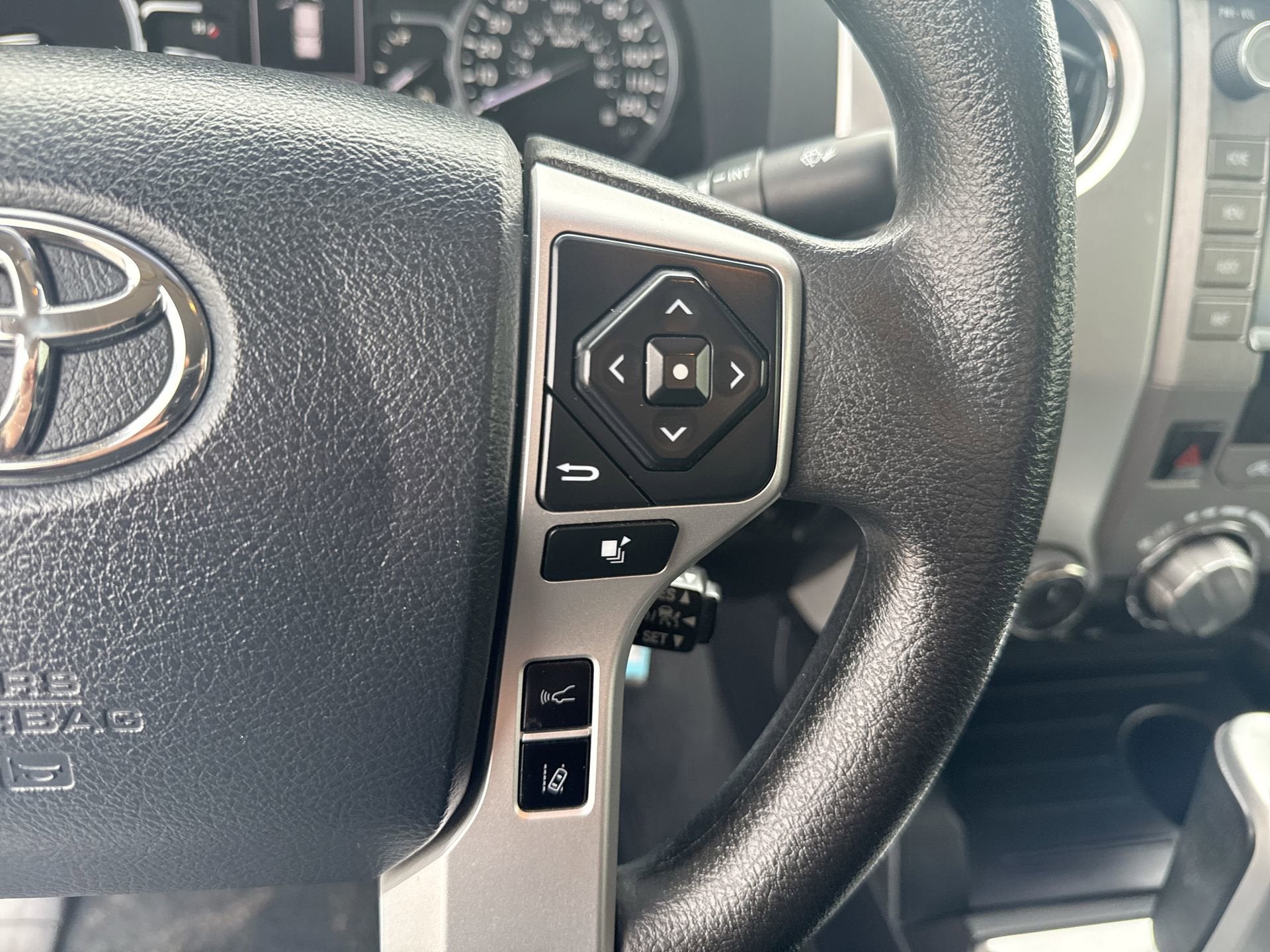 2020 Toyota Tundra SR5