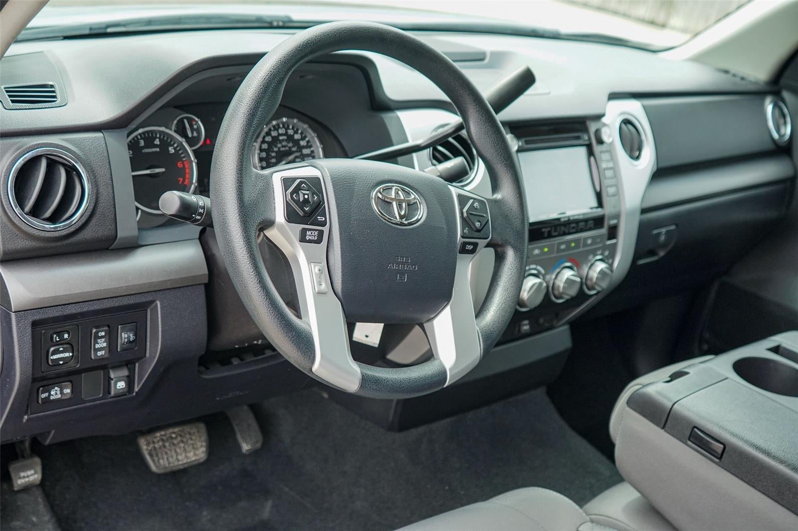 2017 Toyota Tundra SR5