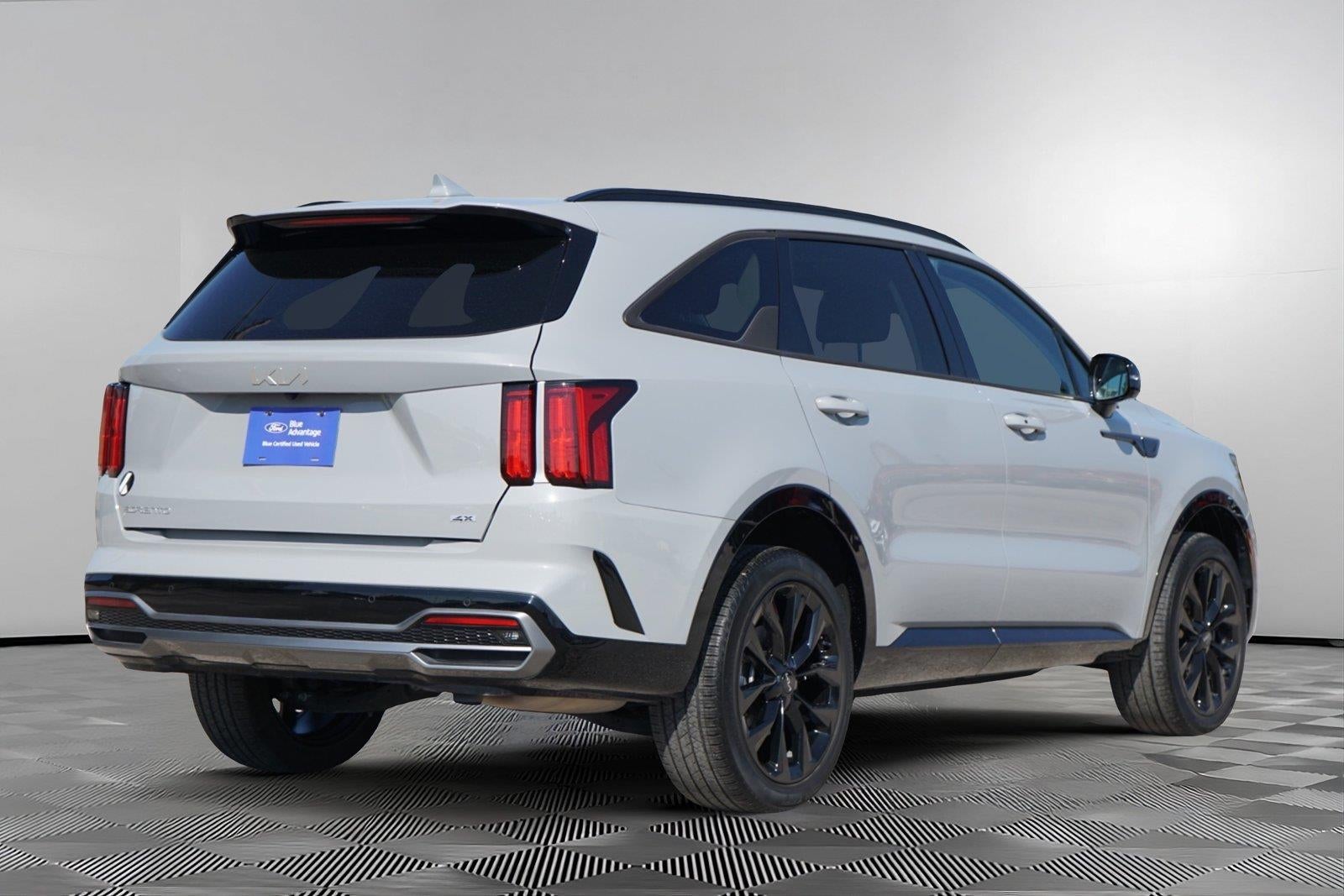 2023 Kia Sorento SX