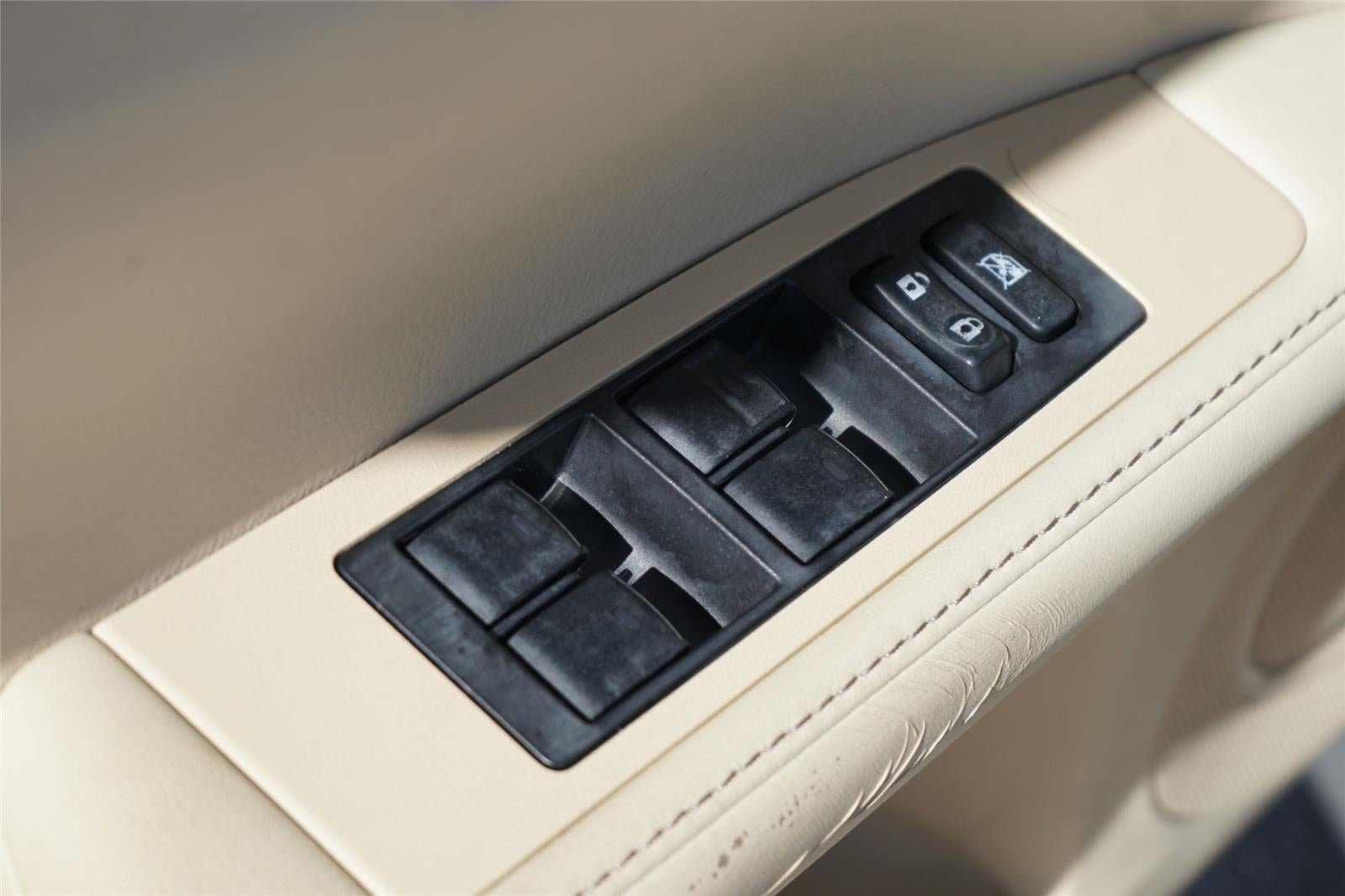 2013 Lexus ES 350 4dr Sdn