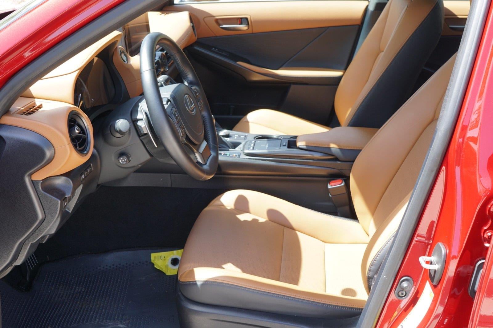 2025 Lexus IS IS 300