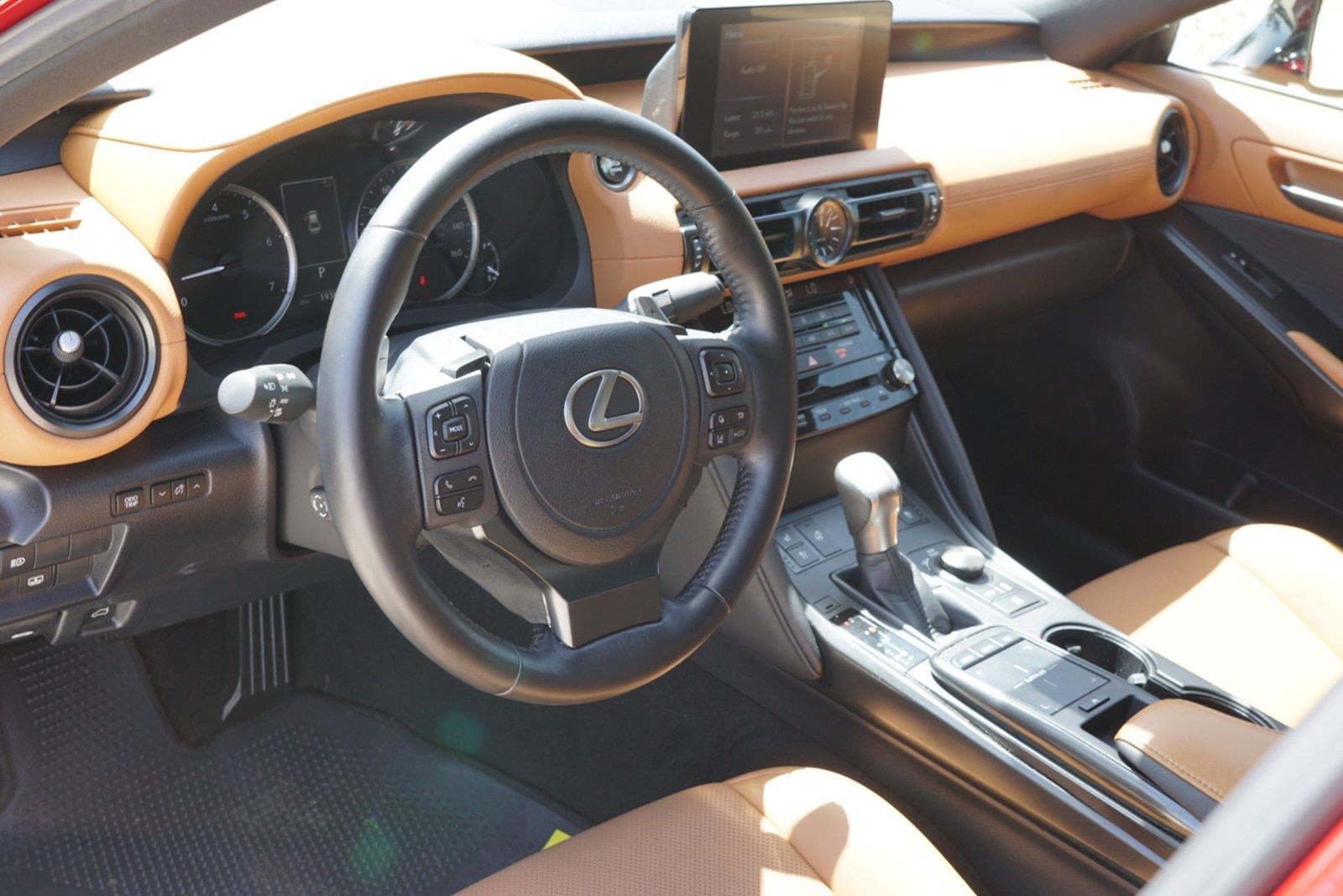 2025 Lexus IS IS 300