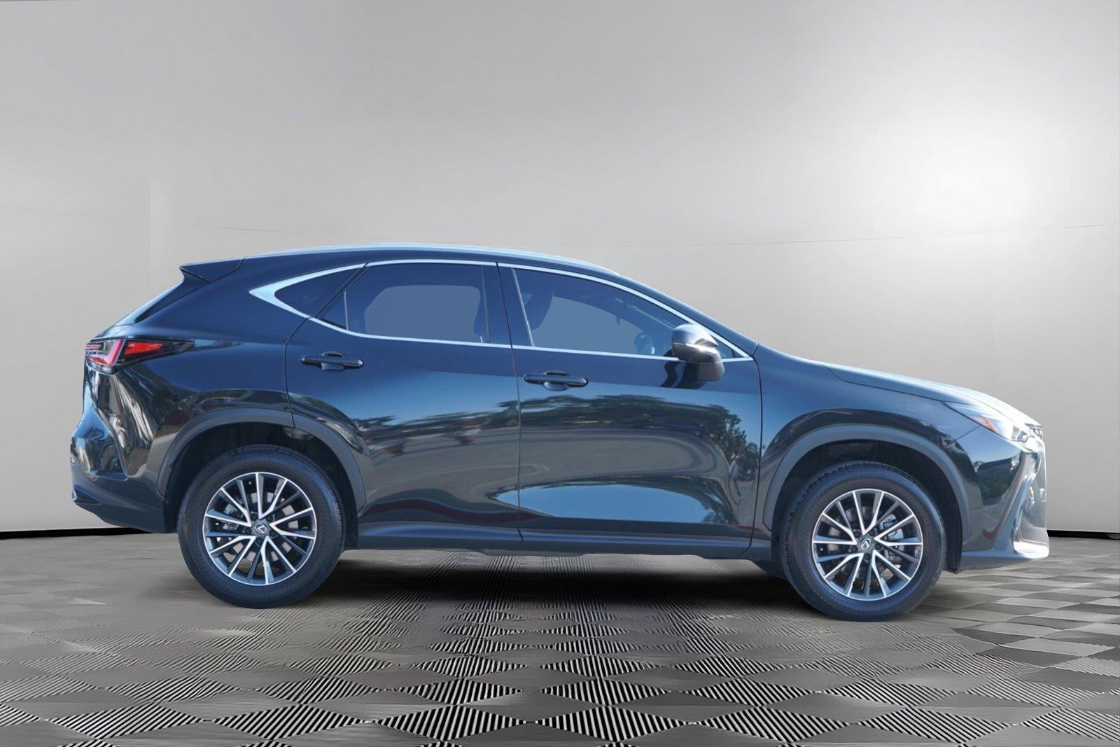 2025 Lexus NX NX 350h Premium