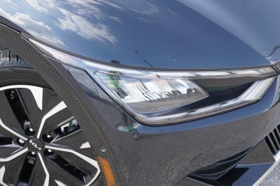 2024 Kia EV6 Wind