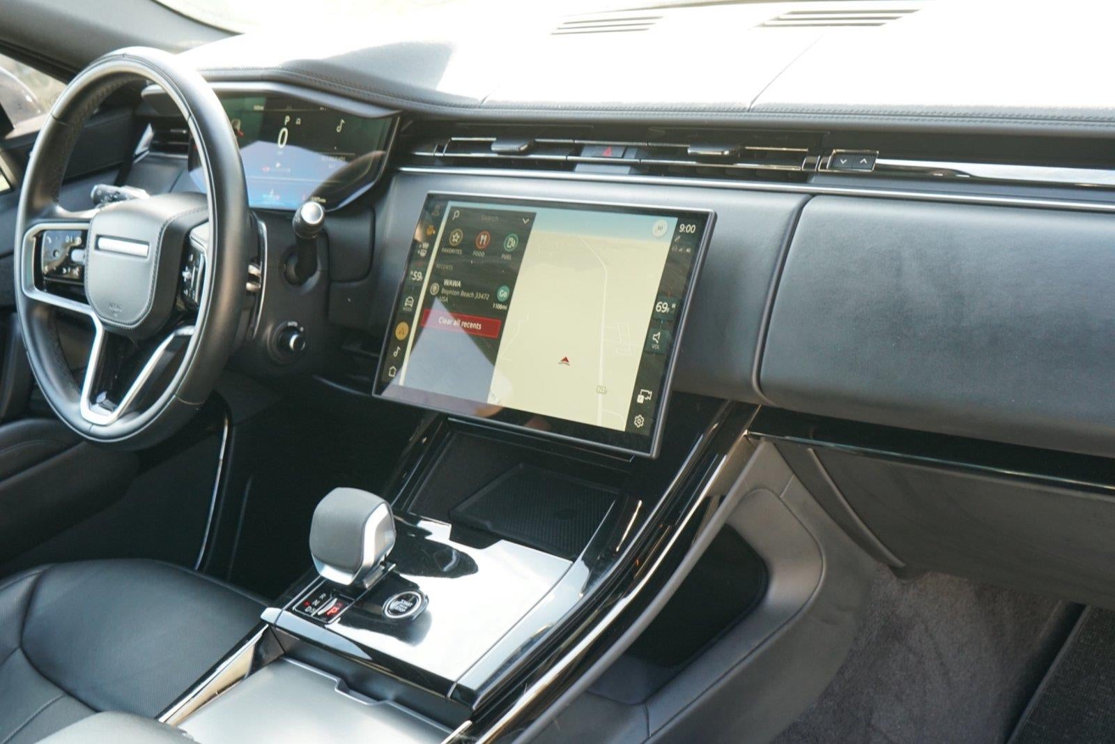 2025 Land Rover Range Rover Sport SE