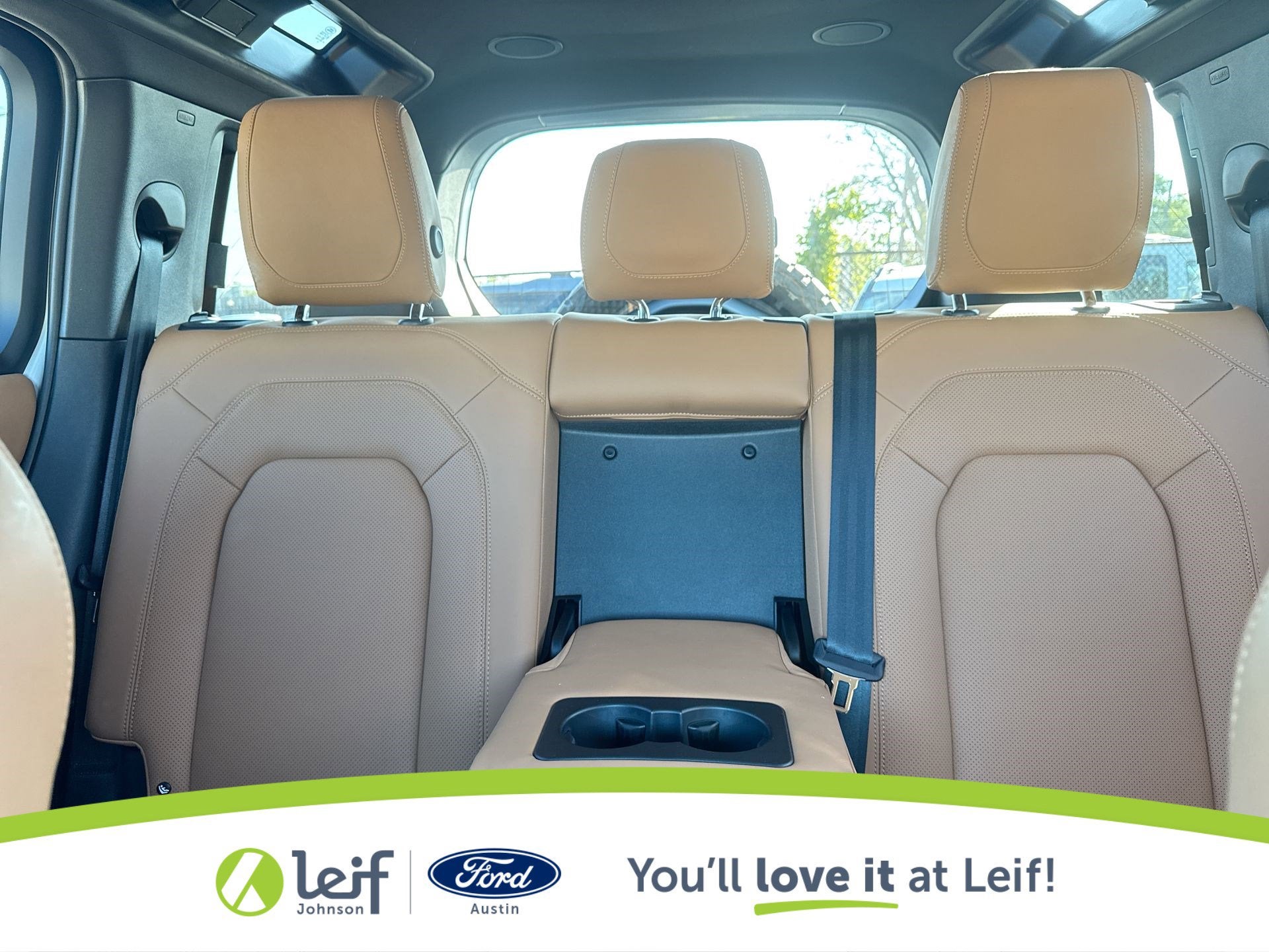 2023 Land Rover Defender 110 V8