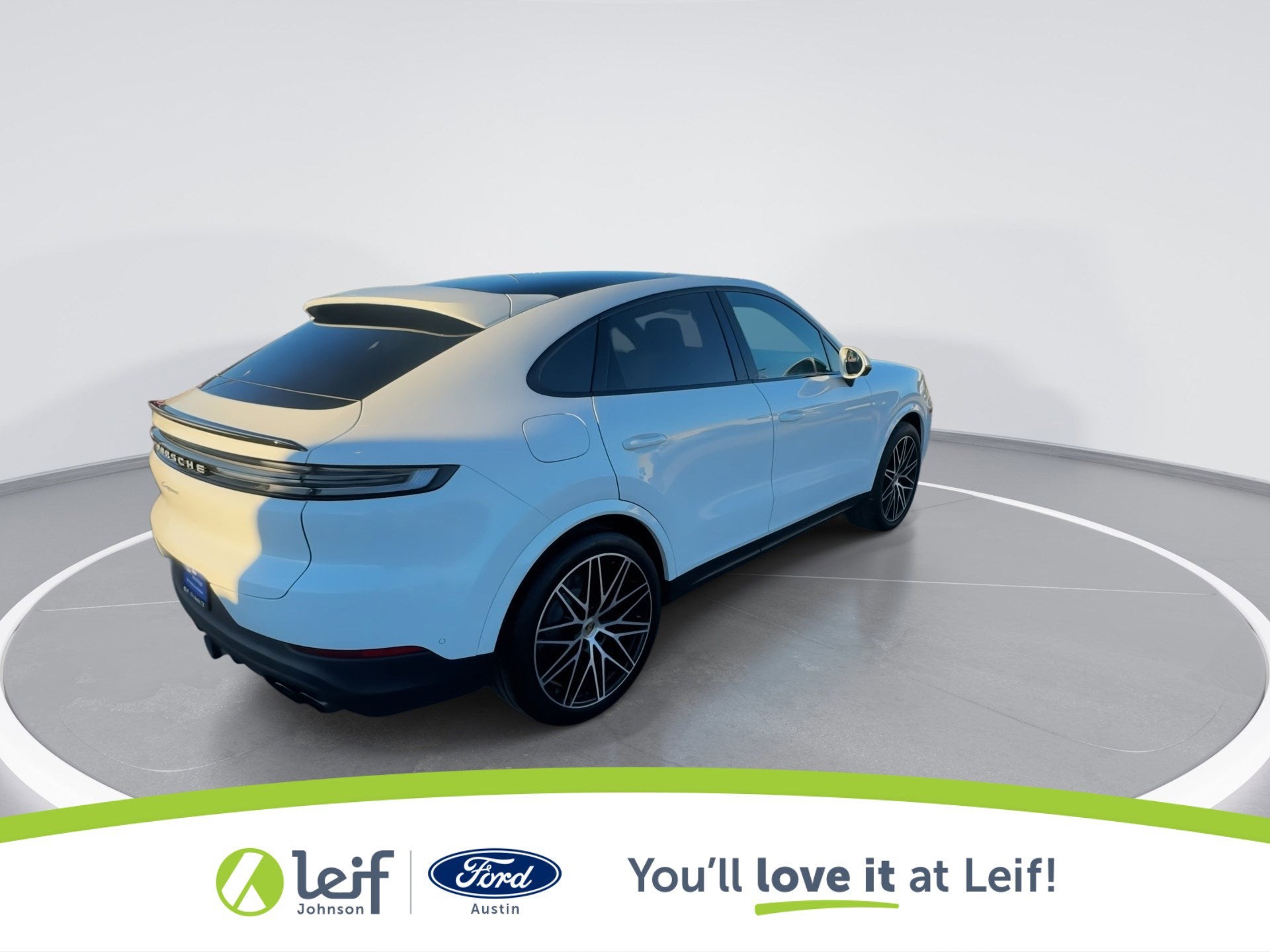 2024 Porsche Cayenne Coupe Base