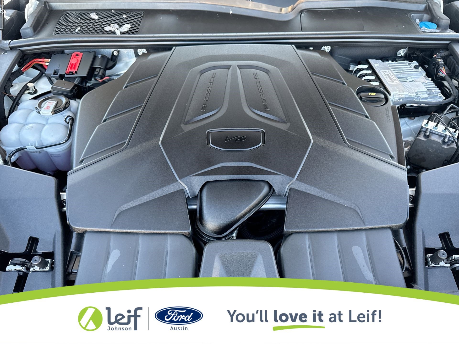 2024 Porsche Cayenne Coupe Base