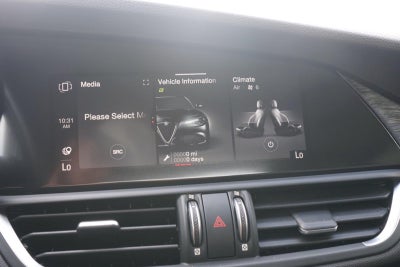2020 Alfa Romeo Giulia Base