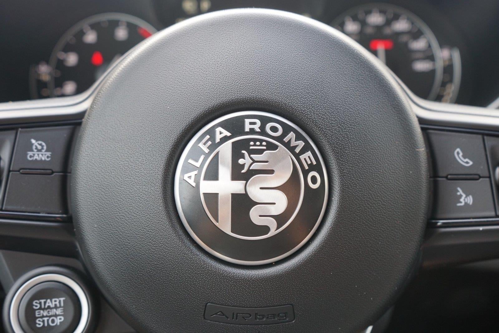 2020 Alfa Romeo Giulia Base