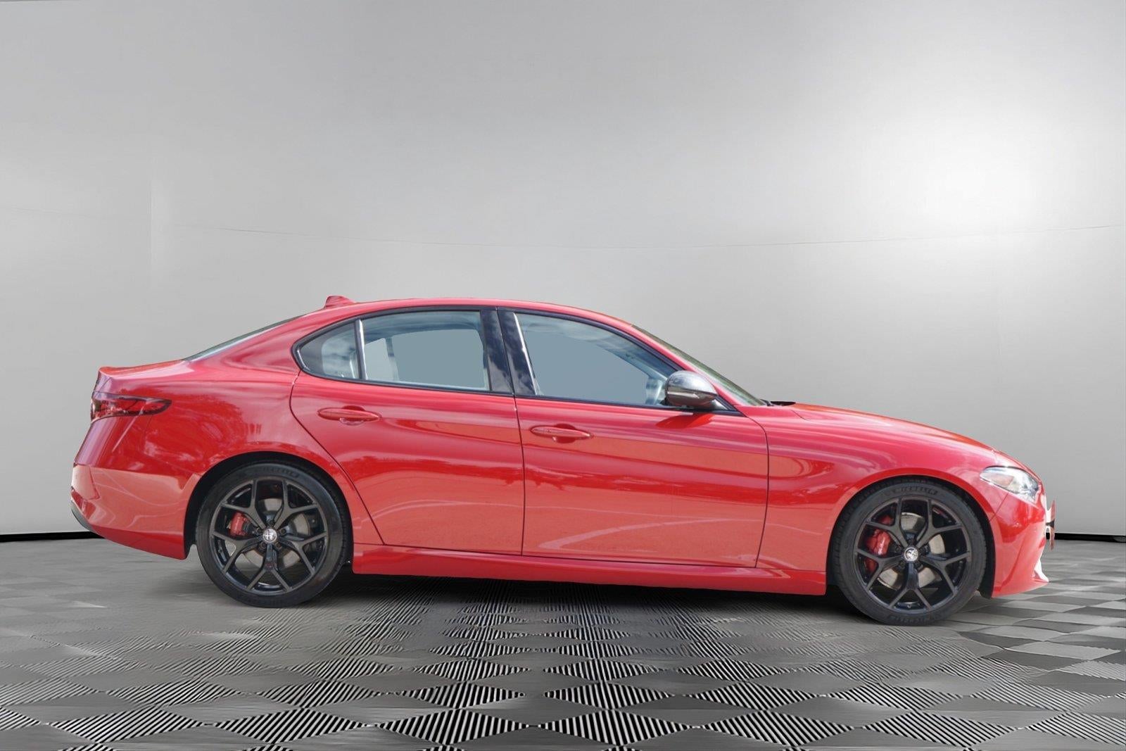 2020 Alfa Romeo Giulia Base