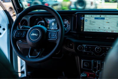 2025 Jeep Gladiator Mojave X