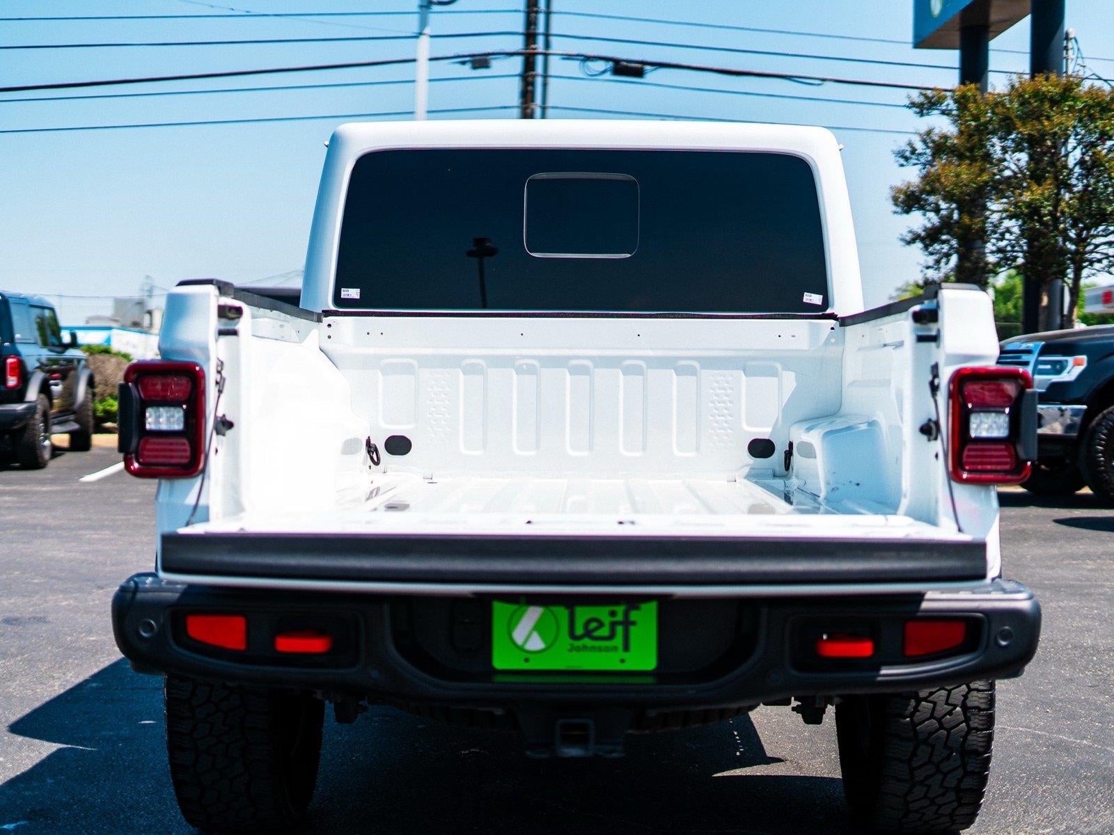 2025 Jeep Gladiator Mojave X