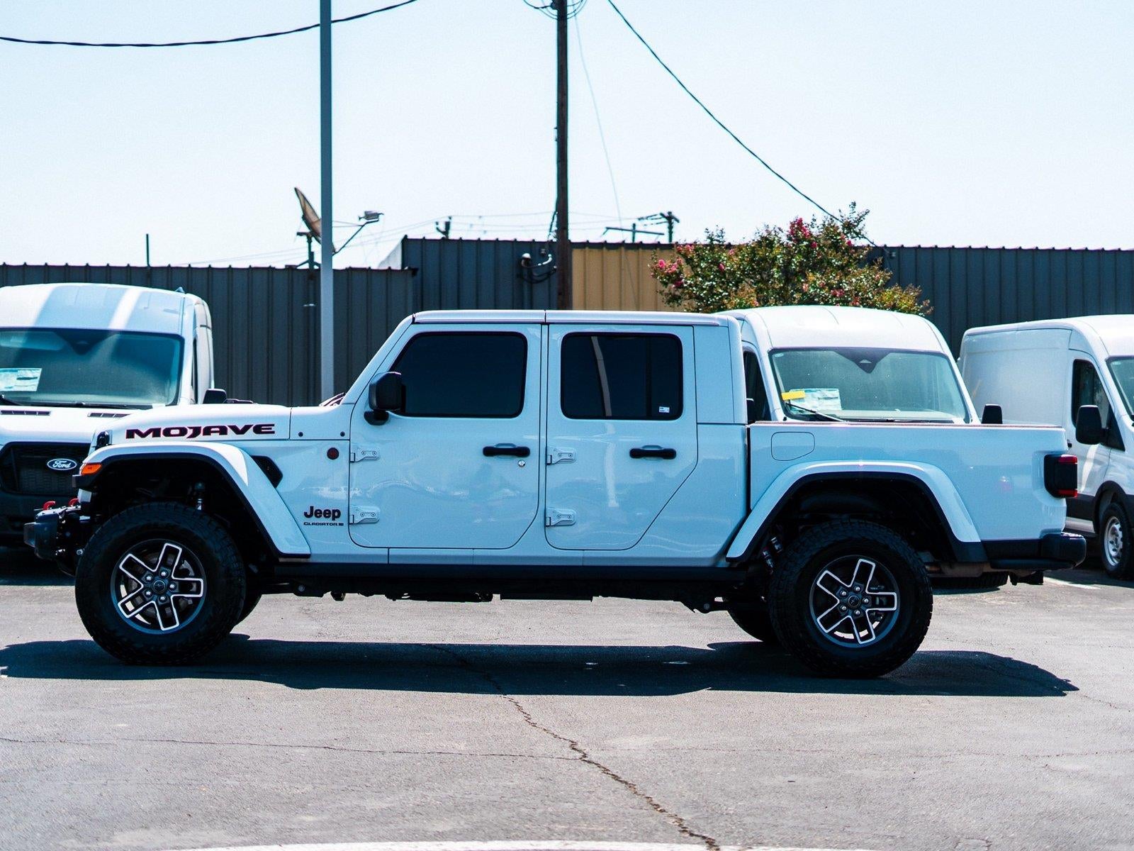 2025 Jeep Gladiator Mojave X