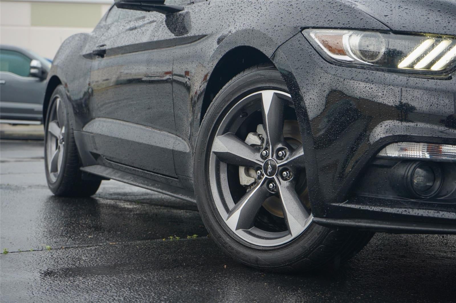 2016 Ford Mustang EcoBoost Premium