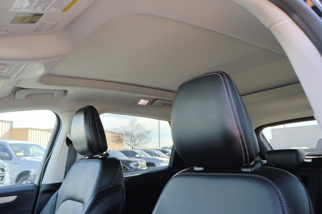 2021 Ford Escape Titanium